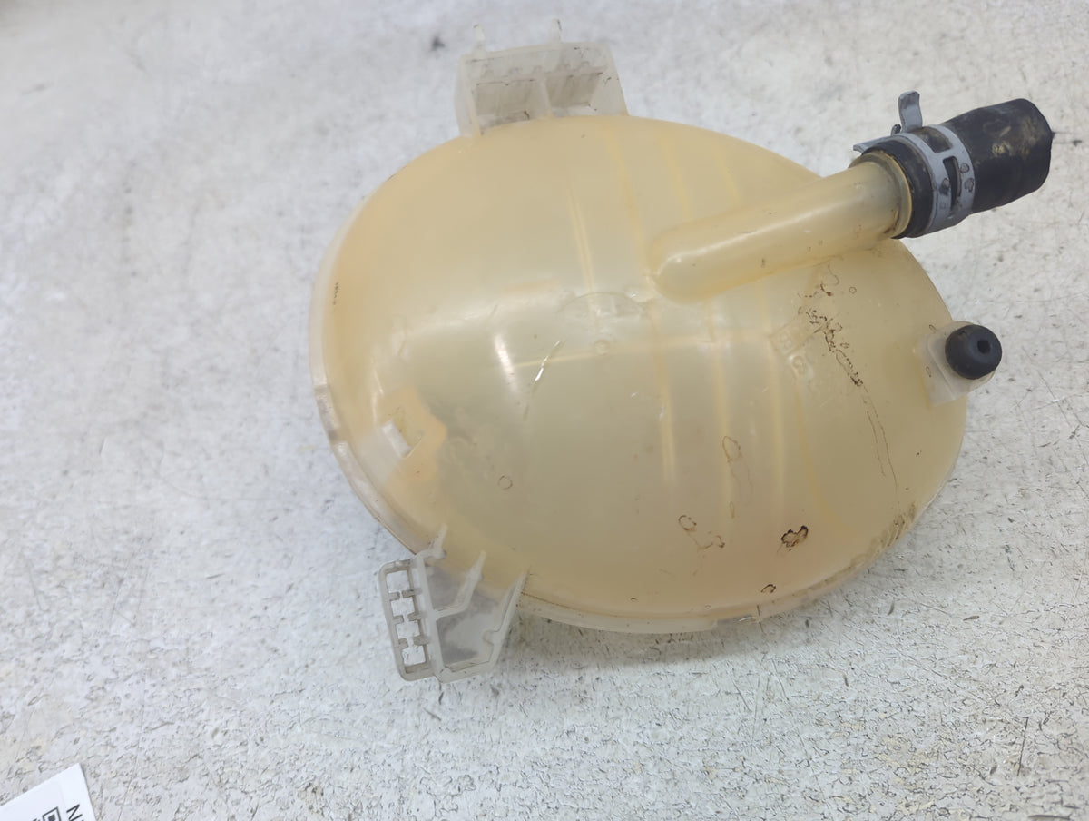 2018-2022 Ford Ecosport Radiator Coolant Overflow Expansion Tank Bottle 1499531 - Oemusedautoparts1.com