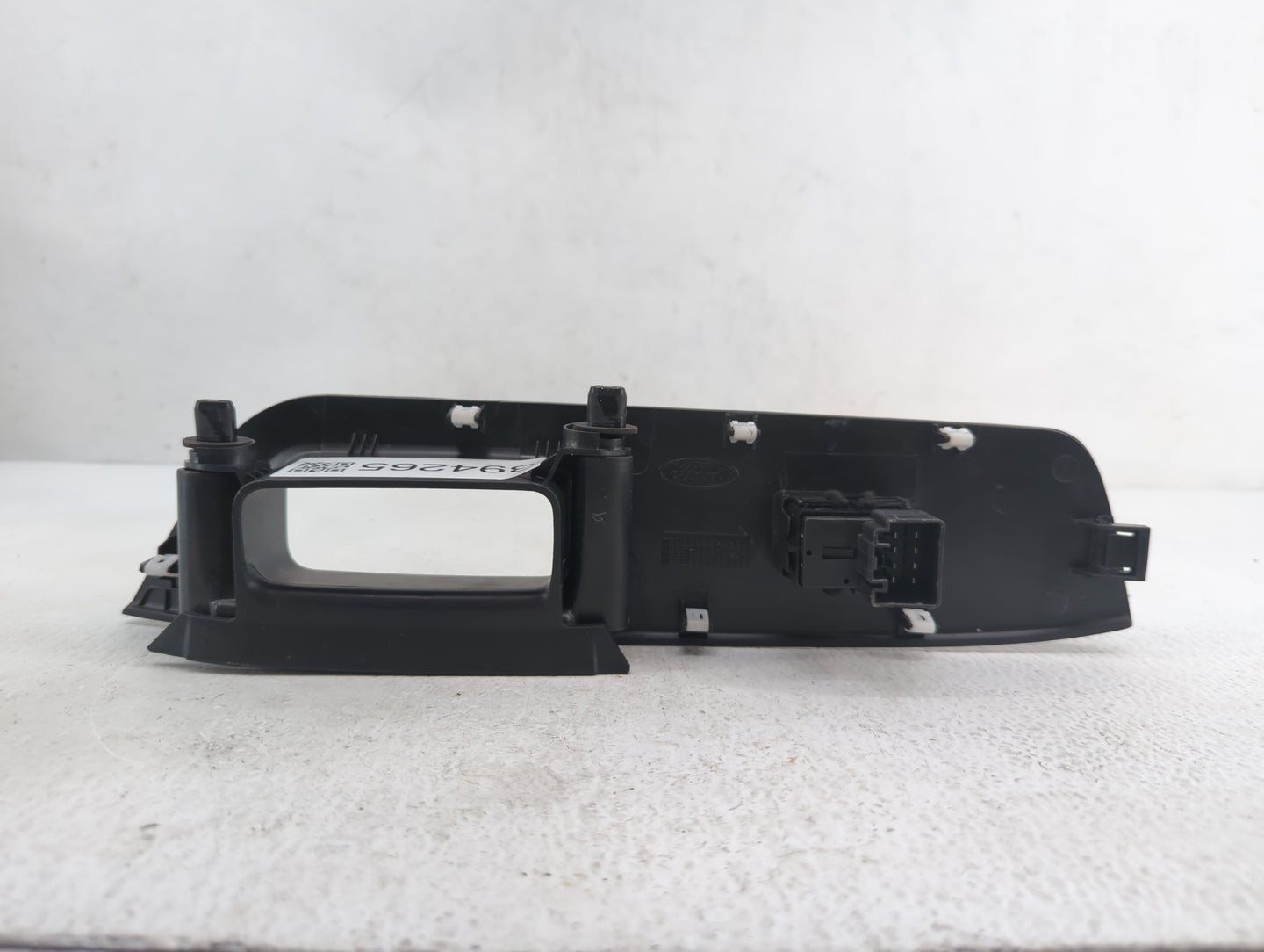 2020 Ford Ecosport Passenger Right Power Window Switch Gn15-a26690-c - Oemusedautoparts1.com
