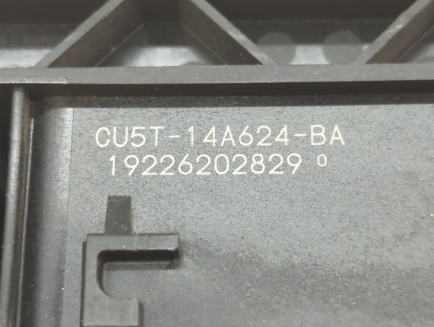 2018-2021 Ford Ecosport PCM Engine Control Computer ECU ECM PCU OEM P/N:JN15-12A650-BSA GN15-12A650-AGB Fits OEM Used Auto P