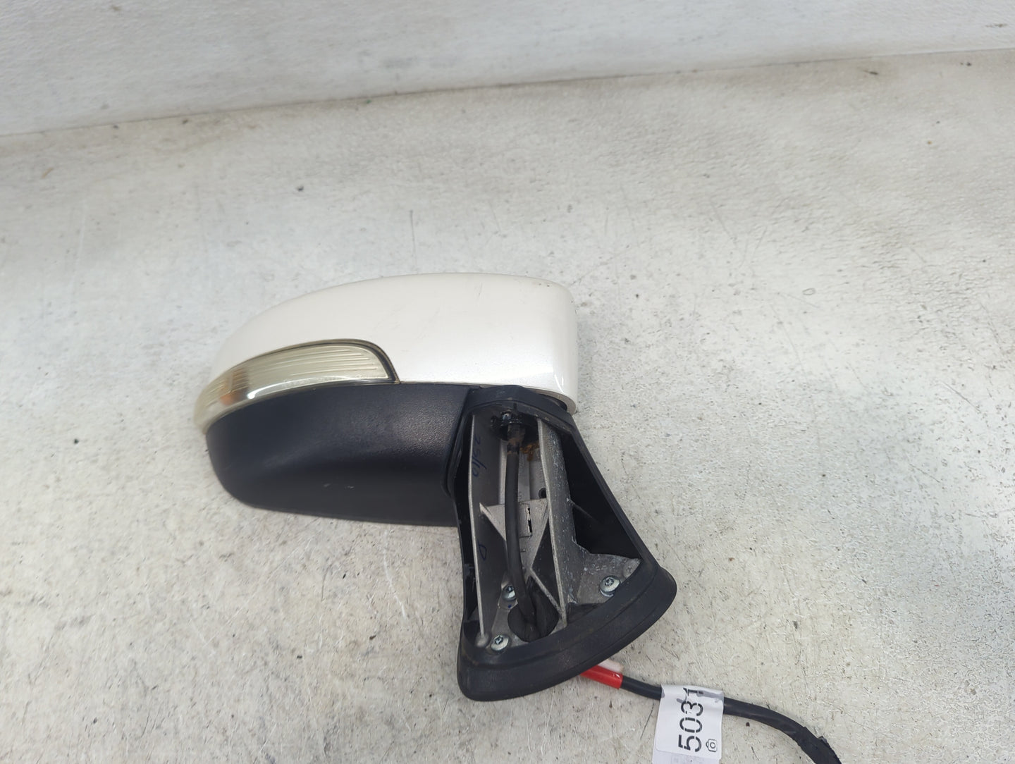 2018-2022 Ford Ecosport Passenger Side View Mirror - Right Door Mirror OEM Used - Oemusedautoparts1.com