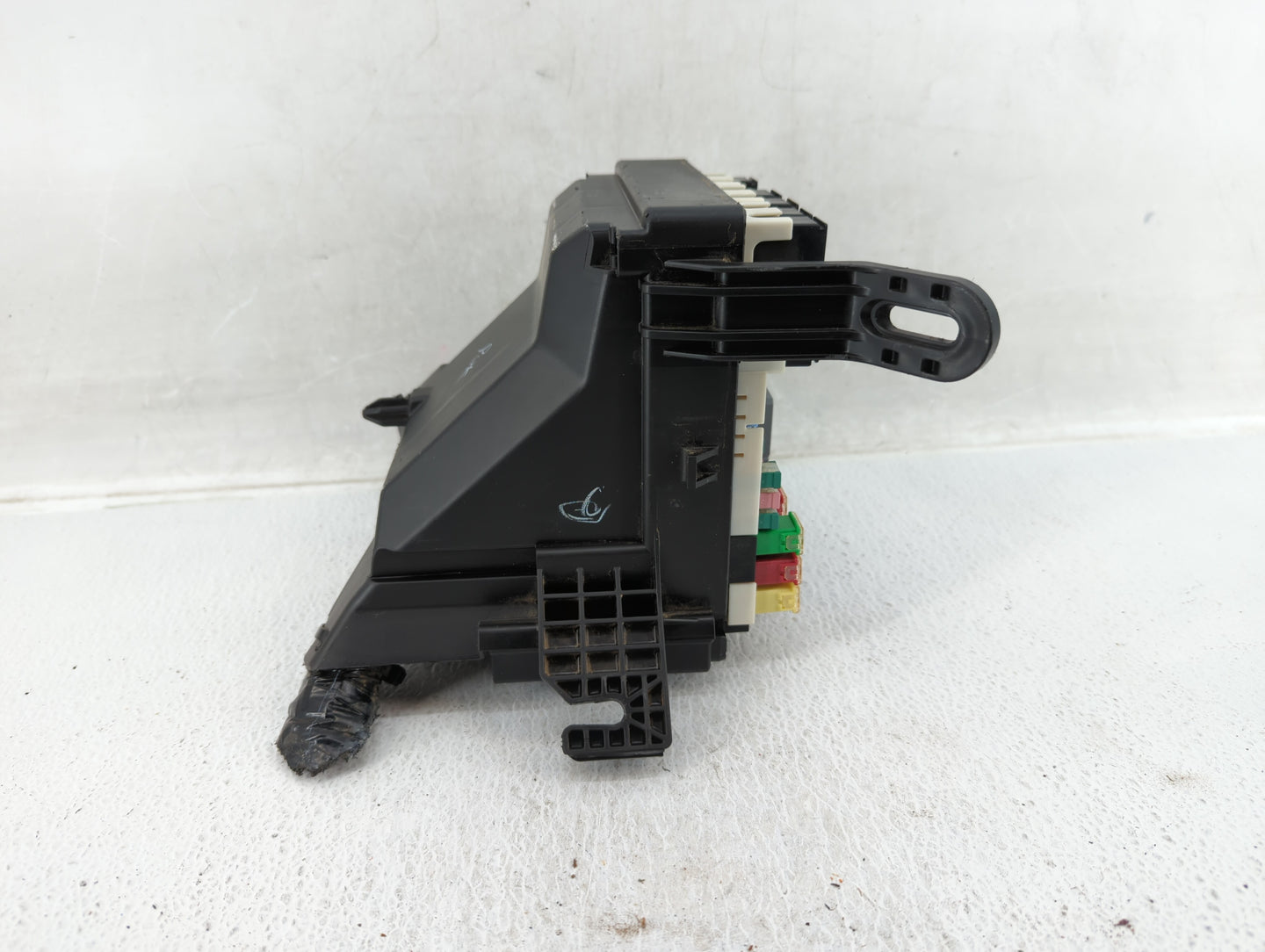 2018-2020 Ford Ecosport Fusebox Fuse Box Panel Relay Module Fits Fits 2018 2019 2020 OEM Used Auto Parts - Oemusedautoparts1