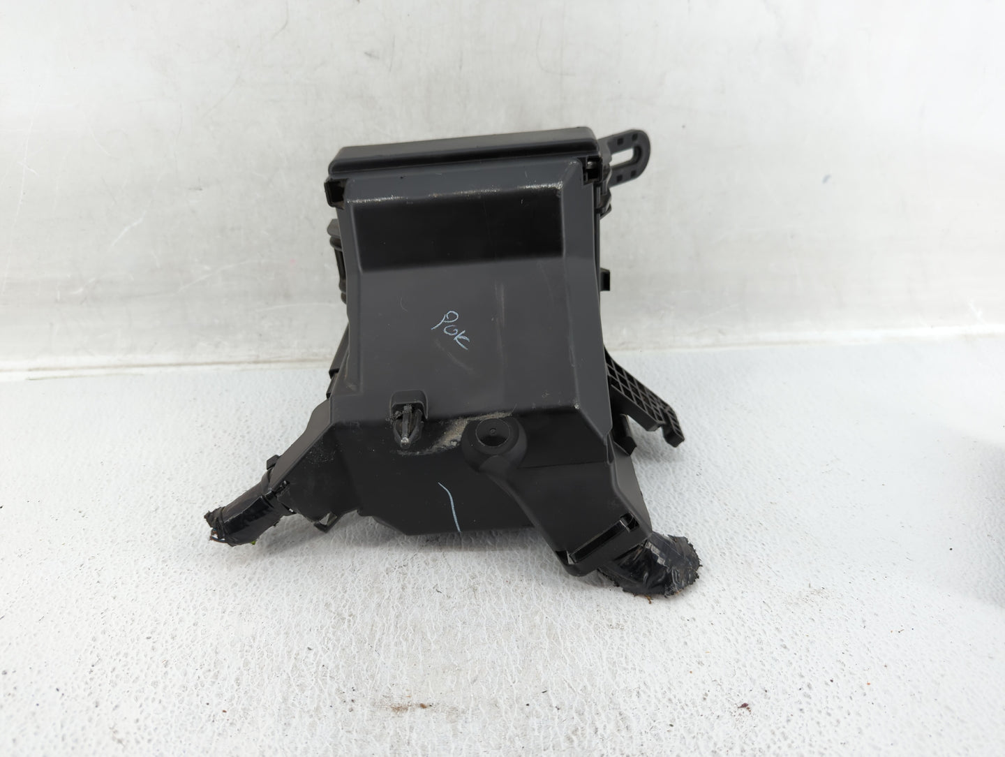 2018-2020 Ford Ecosport Fusebox Fuse Box Panel Relay Module Fits Fits 2018 2019 2020 OEM Used Auto Parts - Oemusedautoparts1