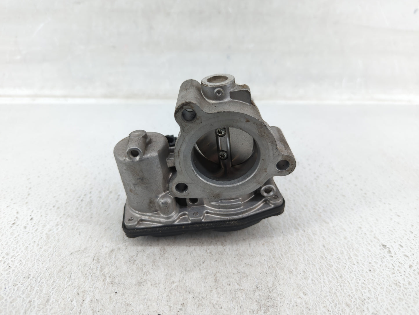 2018-2021 Ford Ecosport Throttle Body P/N:CM5G-9F991-GA Fits Fits 2018 2019 2020 2021 OEM Used Auto Parts - Oemusedautoparts