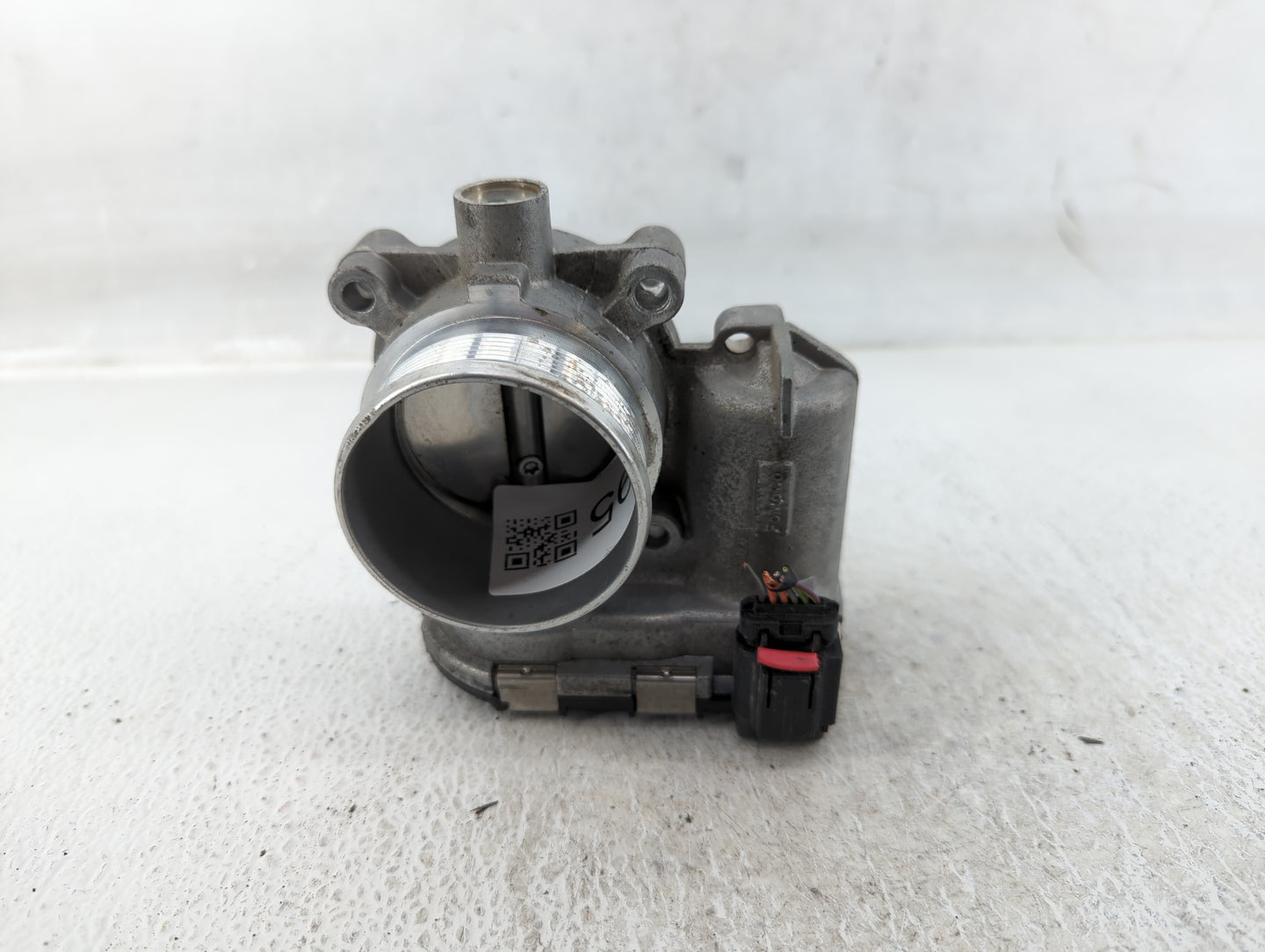 2018-2022 Ford Ecosport Throttle Body P/N:DS7E-9F991-BB Fits Fits 2014 2015 2016 2017 2018 2019 2020 2021 2022 OEM Used Auto