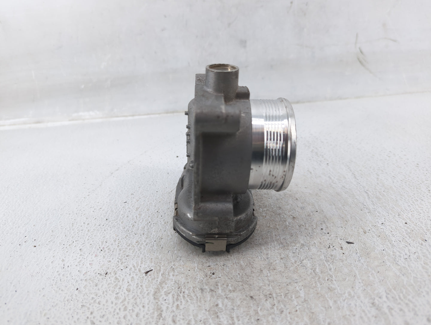 2018-2022 Ford Ecosport Throttle Body P/N:DS7E-9F991-BB Fits Fits 2014 2015 2016 2017 2018 2019 2020 2021 2022 OEM Used Auto