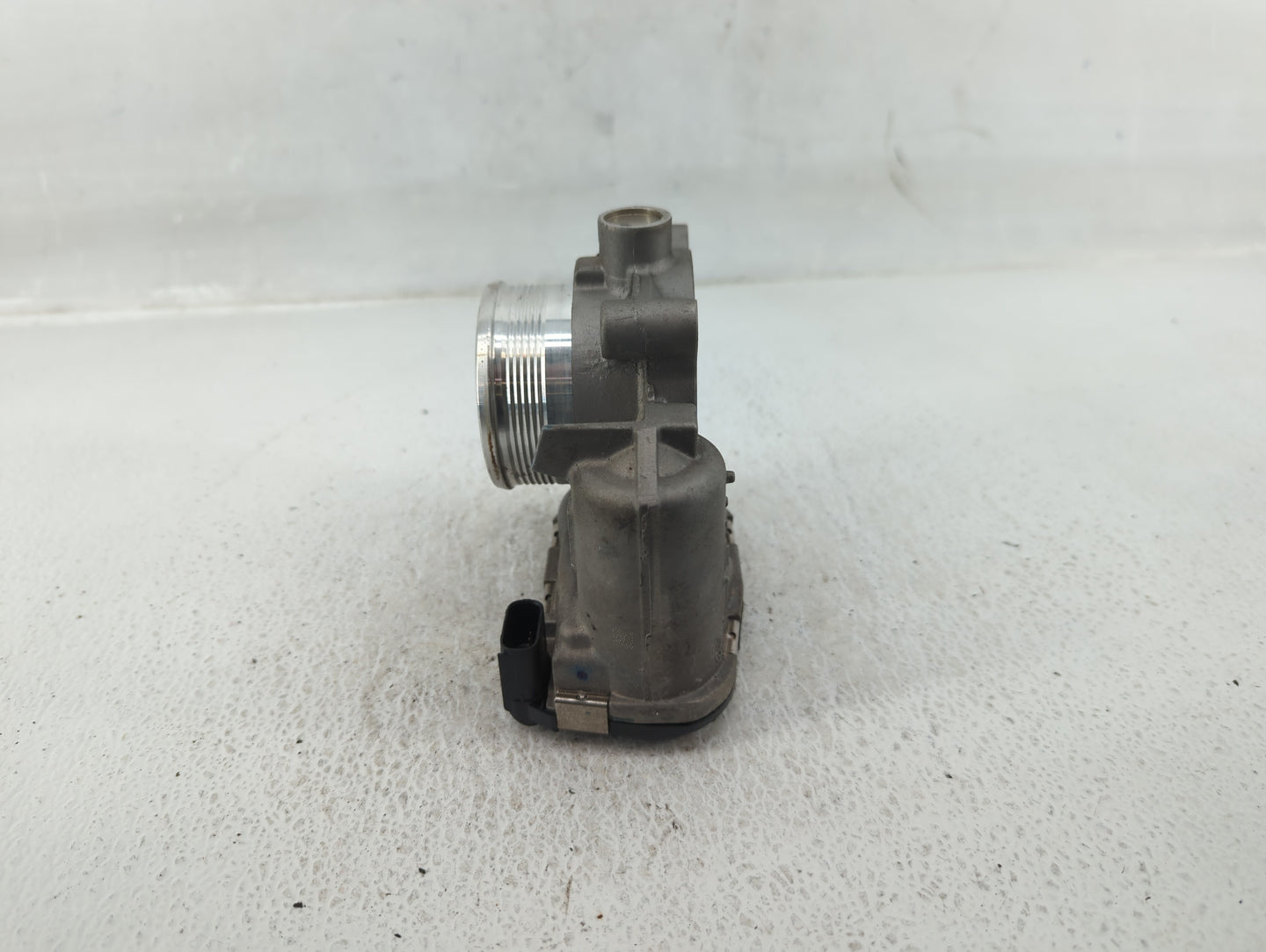 2018-2022 Ford Ecosport Throttle Body P/N:DS7E-9F991-BB Fits Fits 2014 2015 2016 2017 2018 2019 2020 2021 2022 OEM Used Auto