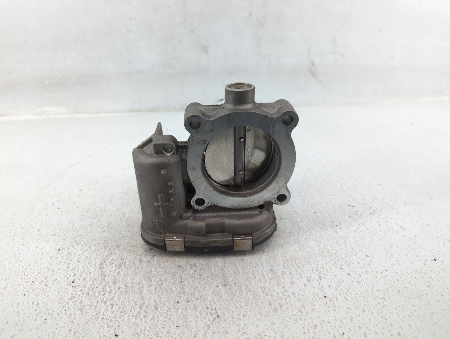 2018-2022 Ford Ecosport Throttle Body P/N:DS7E-9F991-BB Fits Fits 2014 2015 2016 2017 2018 2019 2020 2021 2022 OEM Used Auto