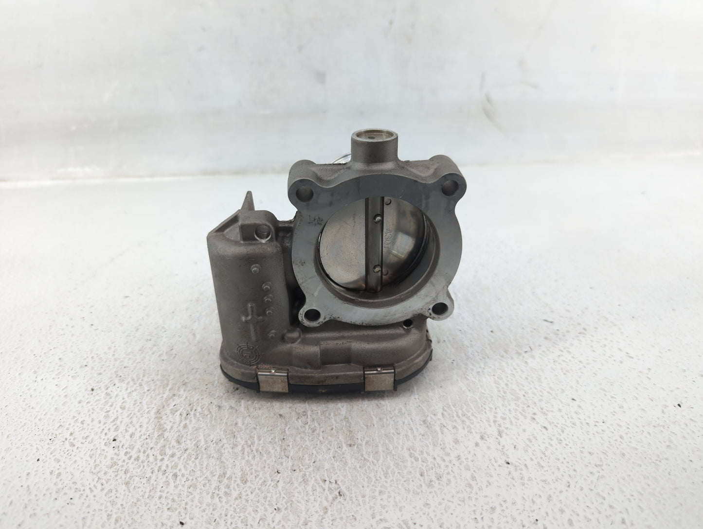 2018-2022 Ford Ecosport Throttle Body P/N:DS7E-9F991-BB Fits Fits 2014 2015 2016 2017 2018 2019 2020 2021 2022 OEM Used Auto