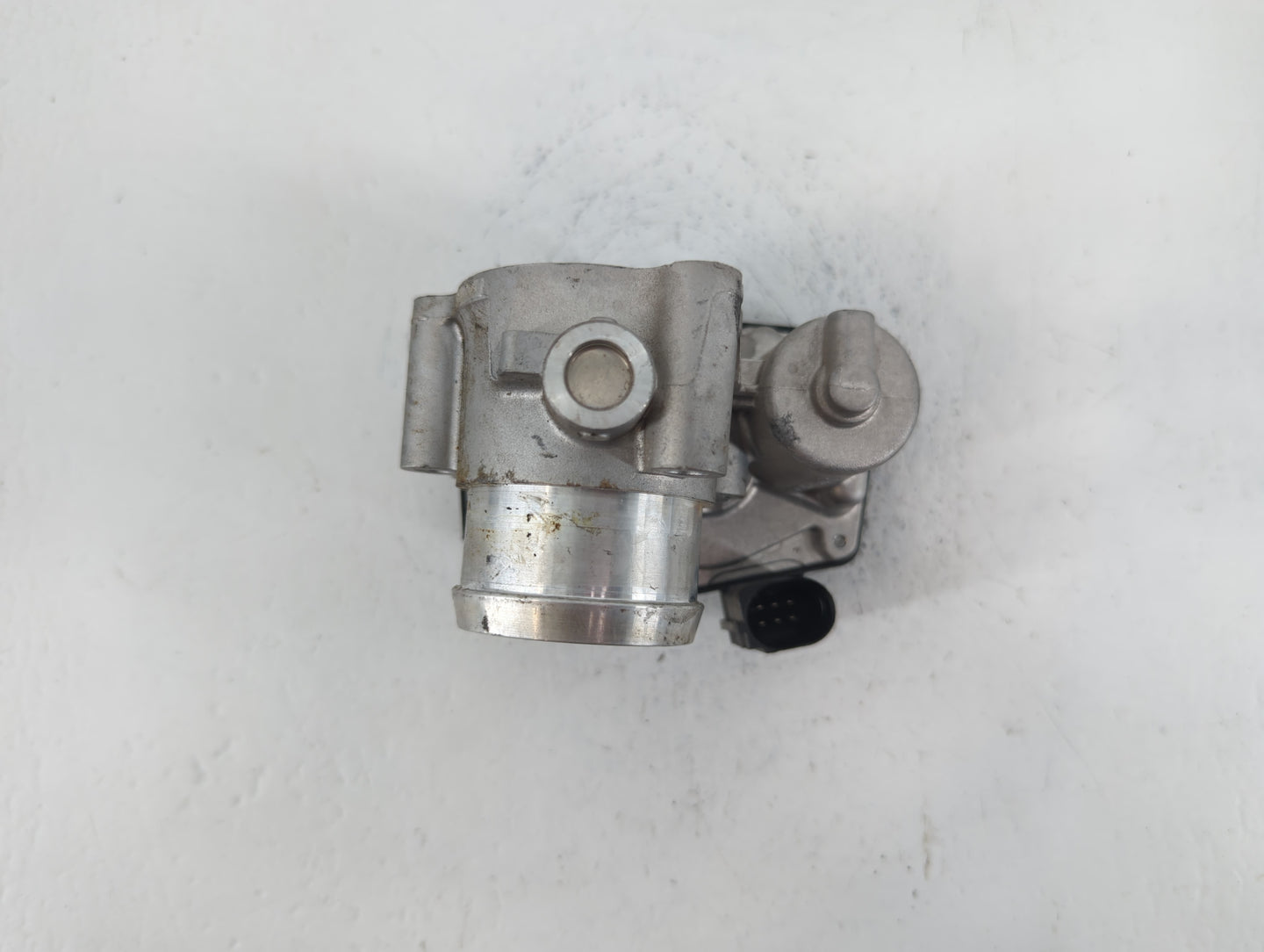 2018-2021 Ford Ecosport Throttle Body P/N:B19 193 1498 CM51-9F991-GA Fits Fits 2018 2019 2020 2021 OEM Used Auto Parts - Oem