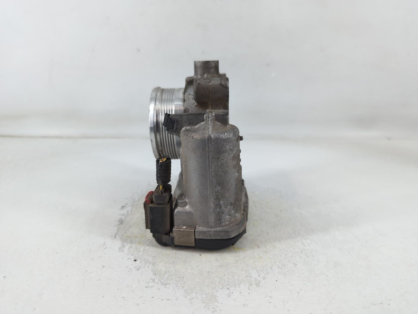 2018-2022 Ford Ecosport Throttle Body P/N:DS7E-9F991-BB Fits Fits 2014 2015 2016 2017 2018 2019 2020 2021 2022 OEM Used Auto