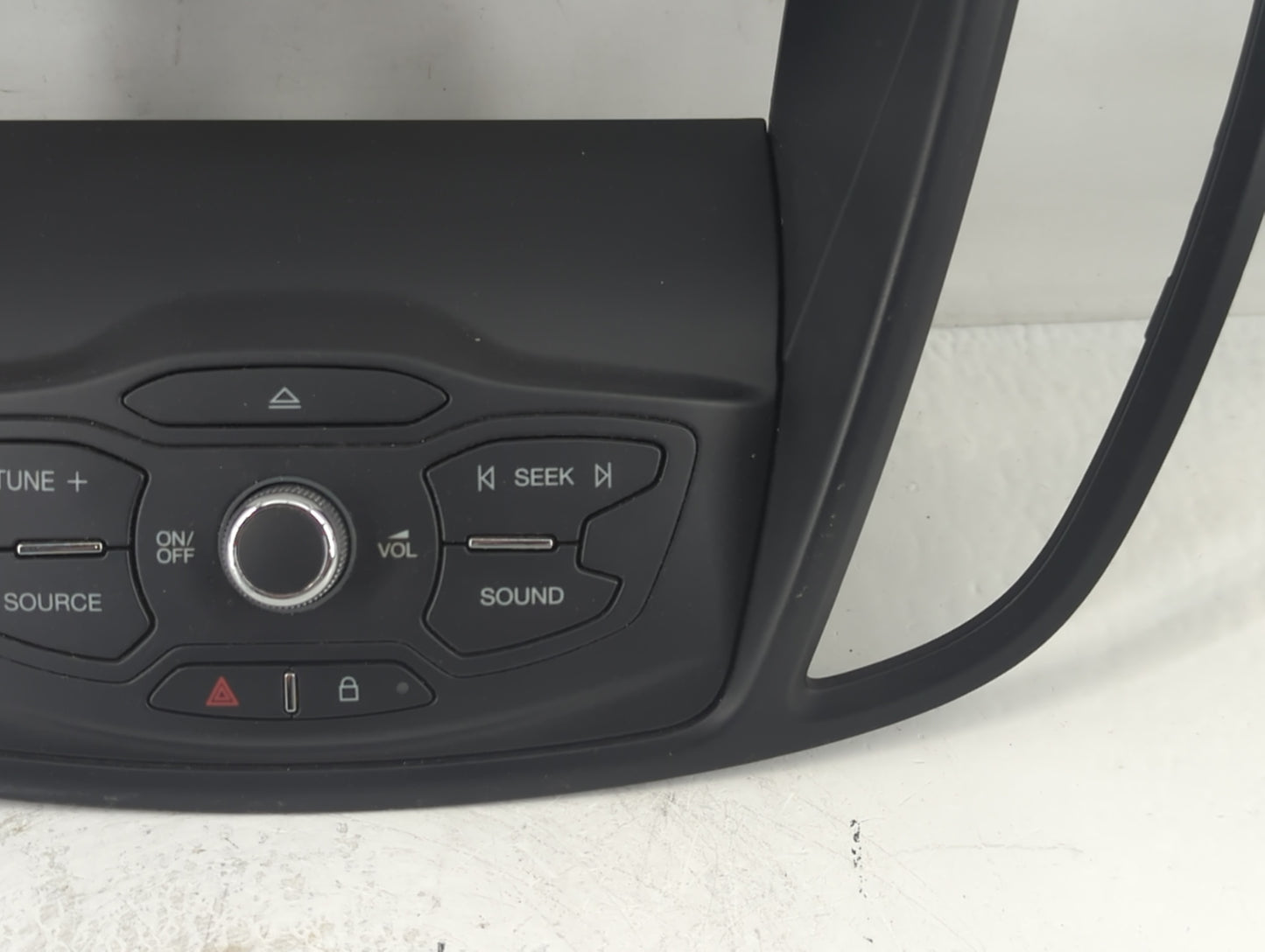 2018-2020 Ford Ecosport Radio AM FM Cd Player Receiver Replacement P/N:CJ54 18835-CCW Fits Fits 2018 2019 2020 OEM Used Auto