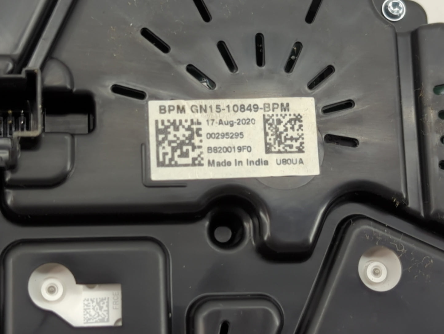 2019-2020 Ford Ecosport Instrument Cluster Speedometer Gauges P/N:GN15-10849-BPM Miles:34K Fits Fits 2019 2020 OEM Used Auto