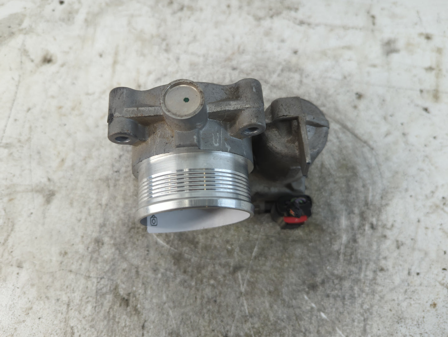 2018-2022 Ford Ecosport Throttle Body P/N:DS7E-9F991-BB Fits Fits 2014 2015 2016 2017 2018 2019 2020 2021 2022 OEM Used Auto