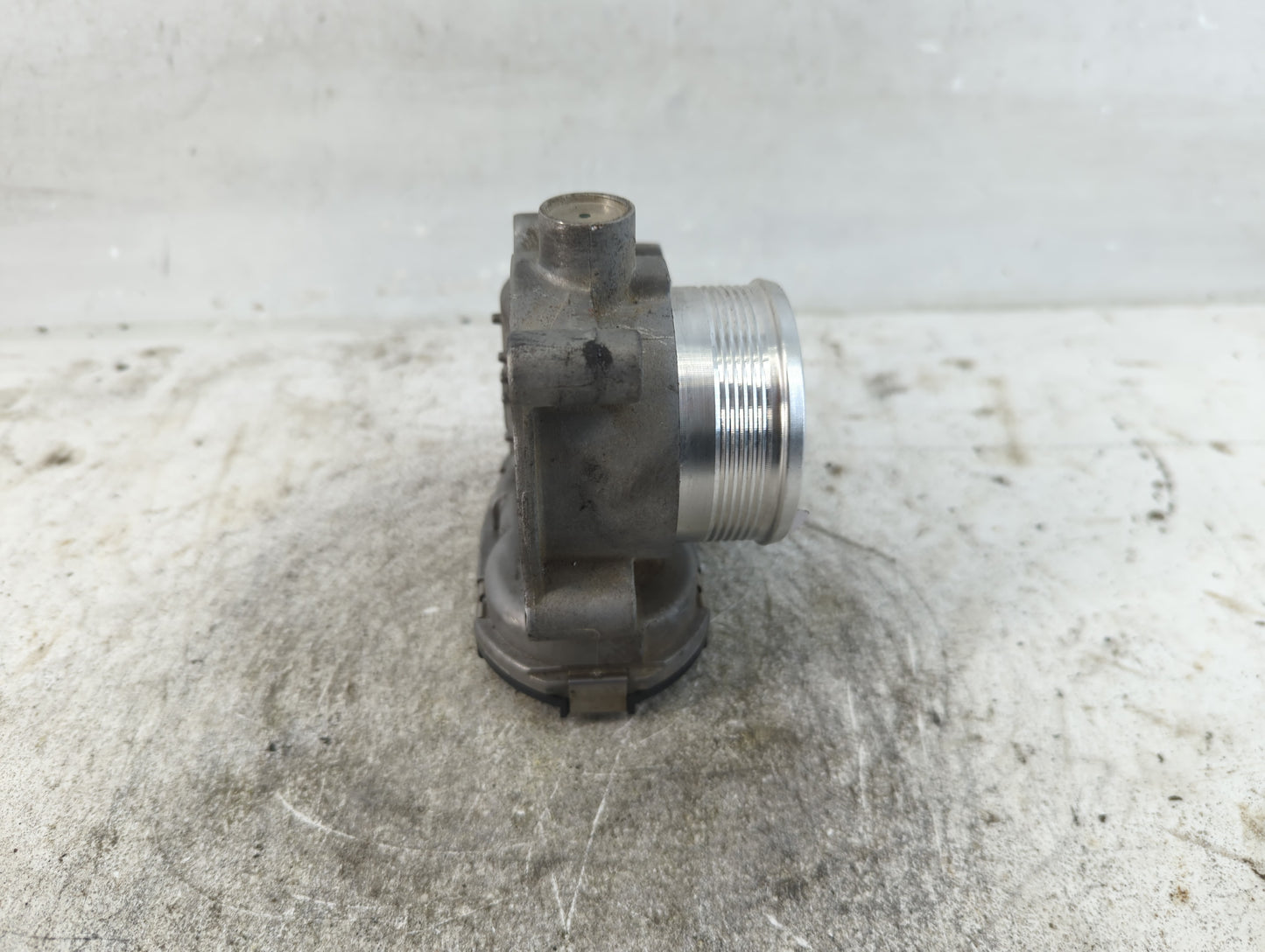 2018-2022 Ford Ecosport Throttle Body P/N:DS7E-9F991-BB Fits Fits 2014 2015 2016 2017 2018 2019 2020 2021 2022 OEM Used Auto