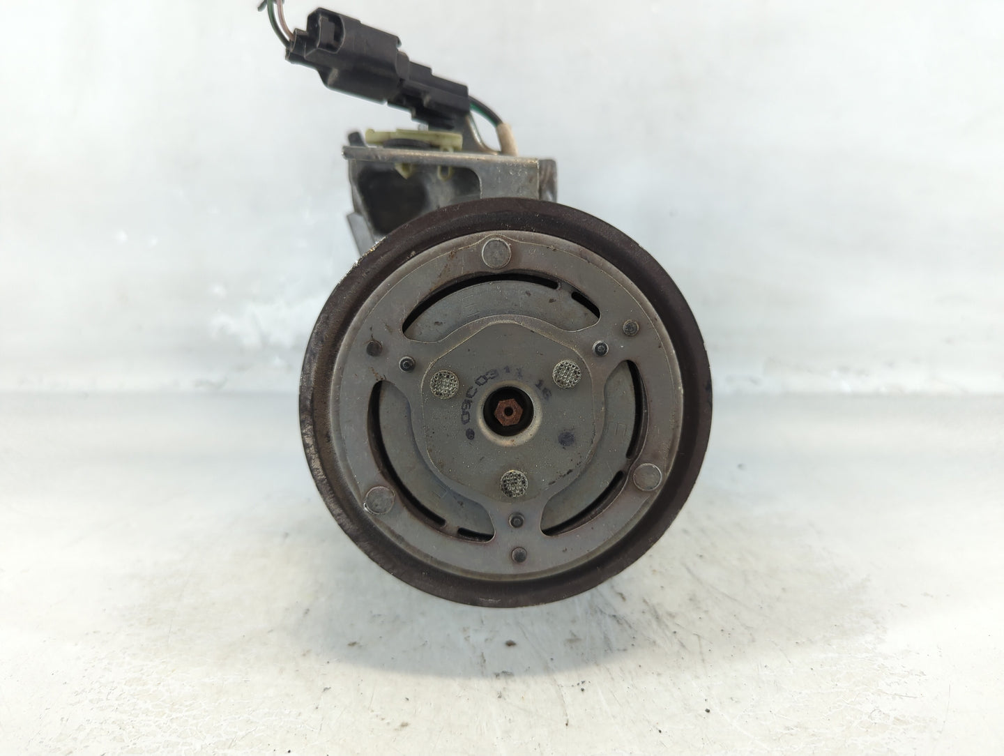 2020 Ford Edge Alternator Replacement Generator Charging Assembly Engine OEM P/N:K2GH-19D629-AC Fits OEM Used Auto Parts - O