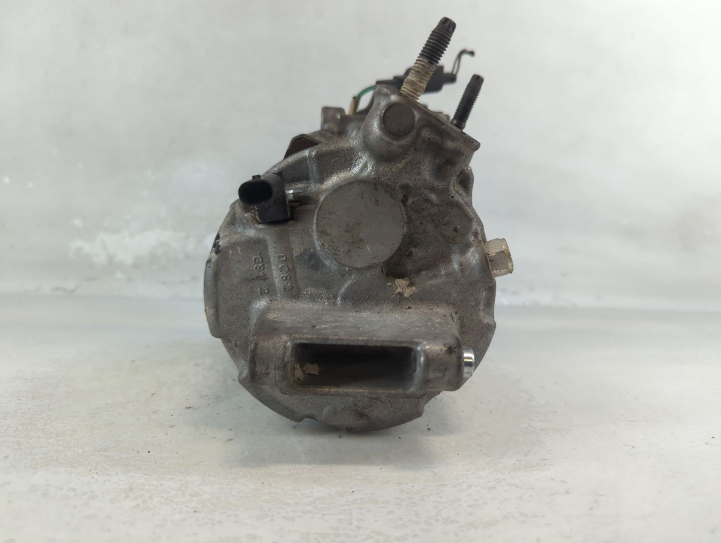 2020 Ford Edge Alternator Replacement Generator Charging Assembly Engine OEM P/N:K2GH-19D629-AC Fits OEM Used Auto Parts - O