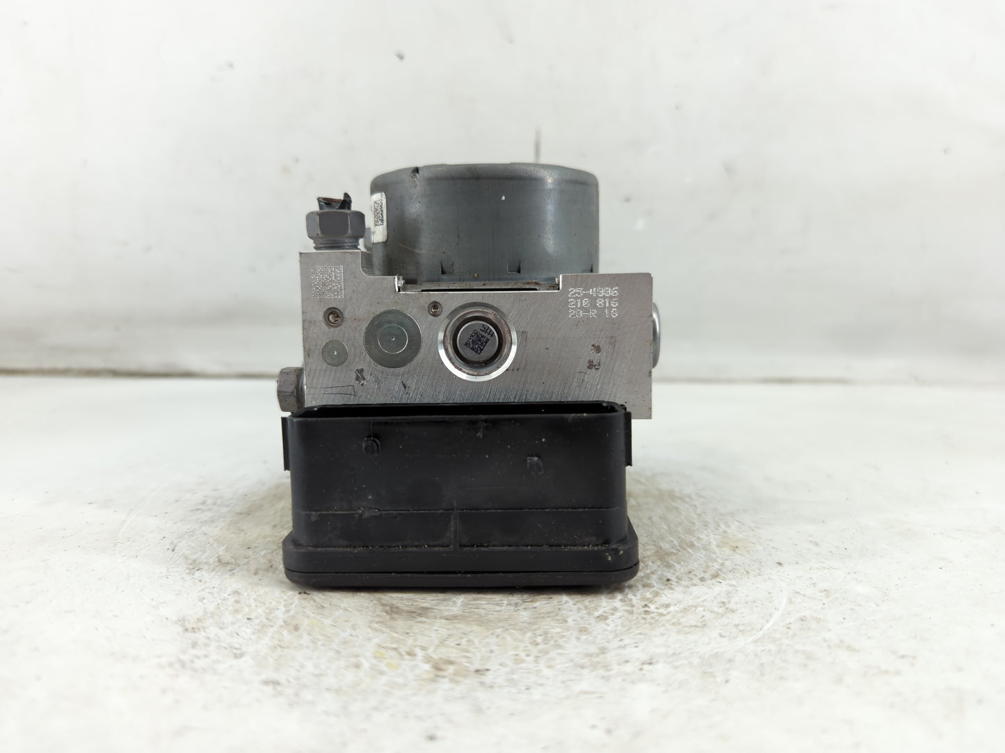 2019-2020 Ford Edge ABS Pump Control Module Replacement P/N:L2GC-2B373-BB Fits Fits 2019 2020 OEM Used Auto Parts - Oemuseda