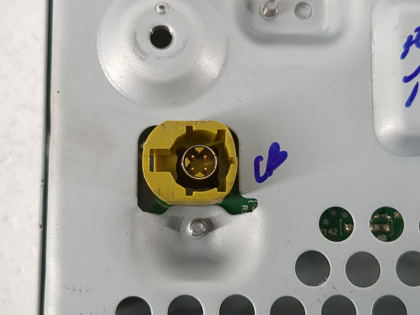 2019-2020 Ford Edge Information Display Screen - Oemusedautoparts1.com