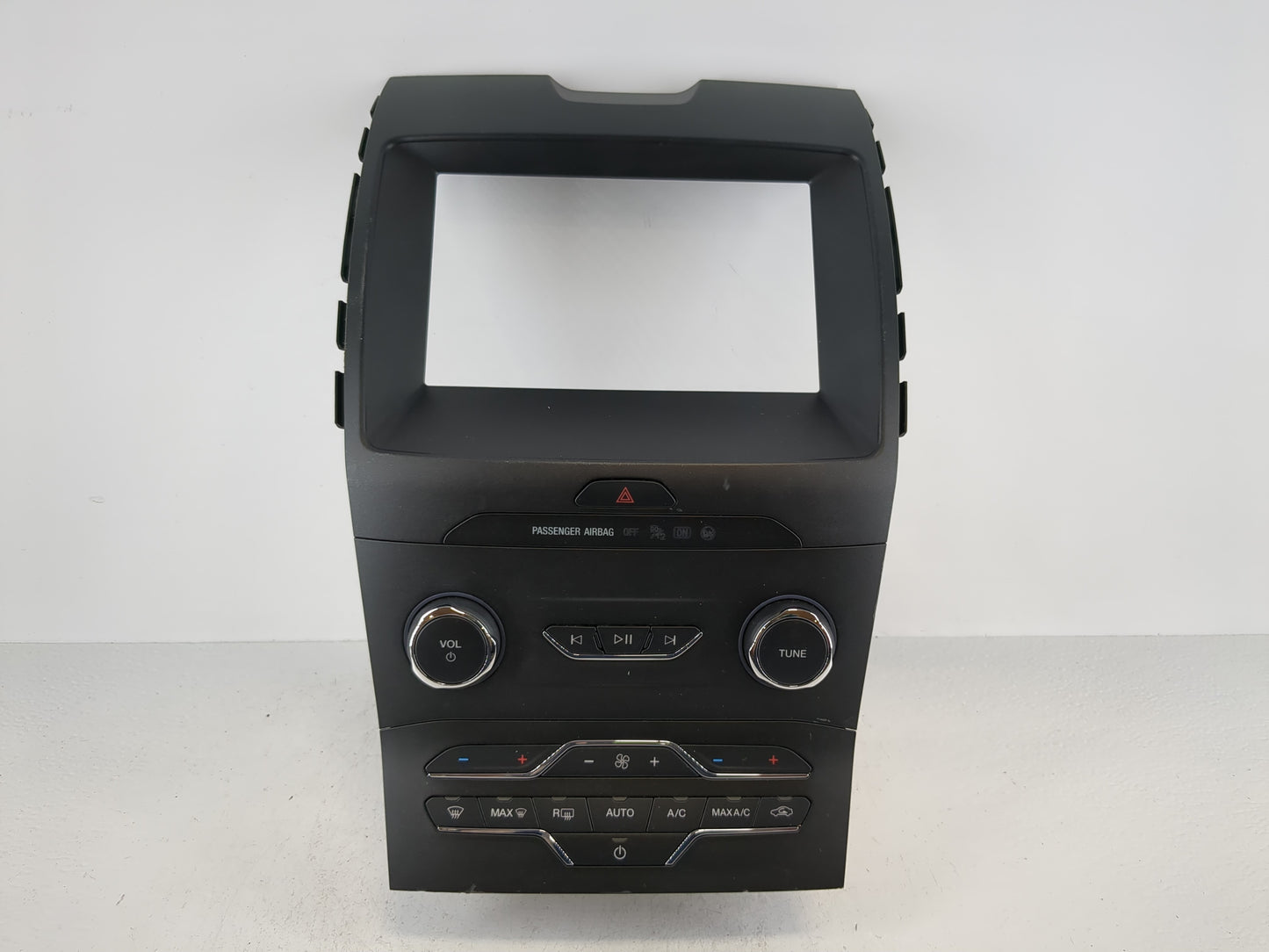 2019-2020 Ford Edge Radio AM FM Cd Player Receiver Replacement P/N:LT4T-18E245-HB Fits Fits 2019 2020 OEM Used Auto Parts - 