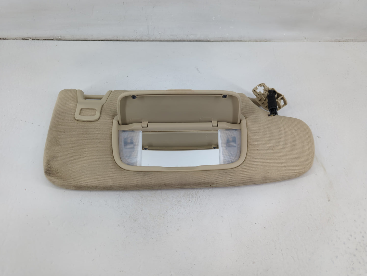 2015-2020 Ford Edge Sun Visor Shade Replacement Passenger Right Mirror Fits Fits 2015 2016 2017 2018 2019 2020 OEM Used Auto