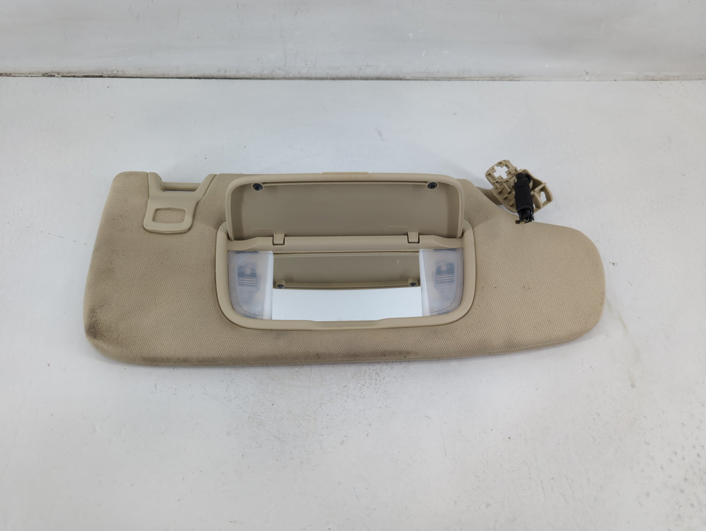 2015-2020 Ford Edge Sun Visor Shade Replacement Passenger Right Mirror Fits Fits 2015 2016 2017 2018 2019 2020 OEM Used Auto