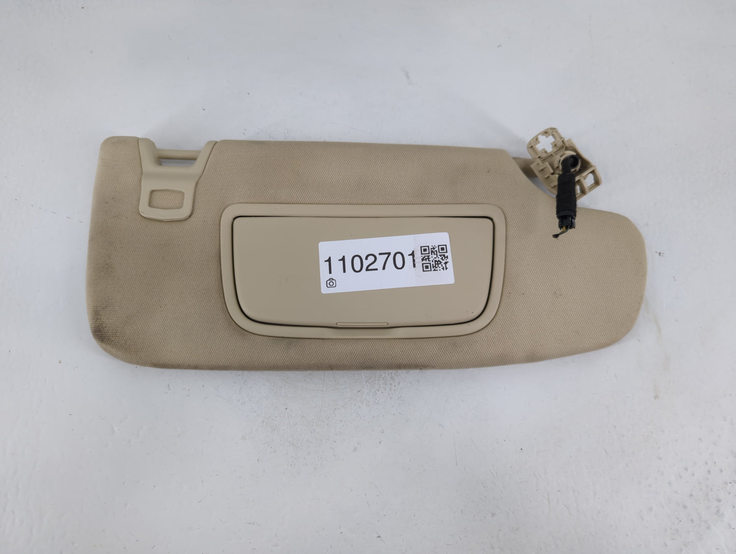 2015-2020 Ford Edge Sun Visor Shade Replacement Passenger Right Mirror Fits Fits 2015 2016 2017 2018 2019 2020 OEM Used Auto