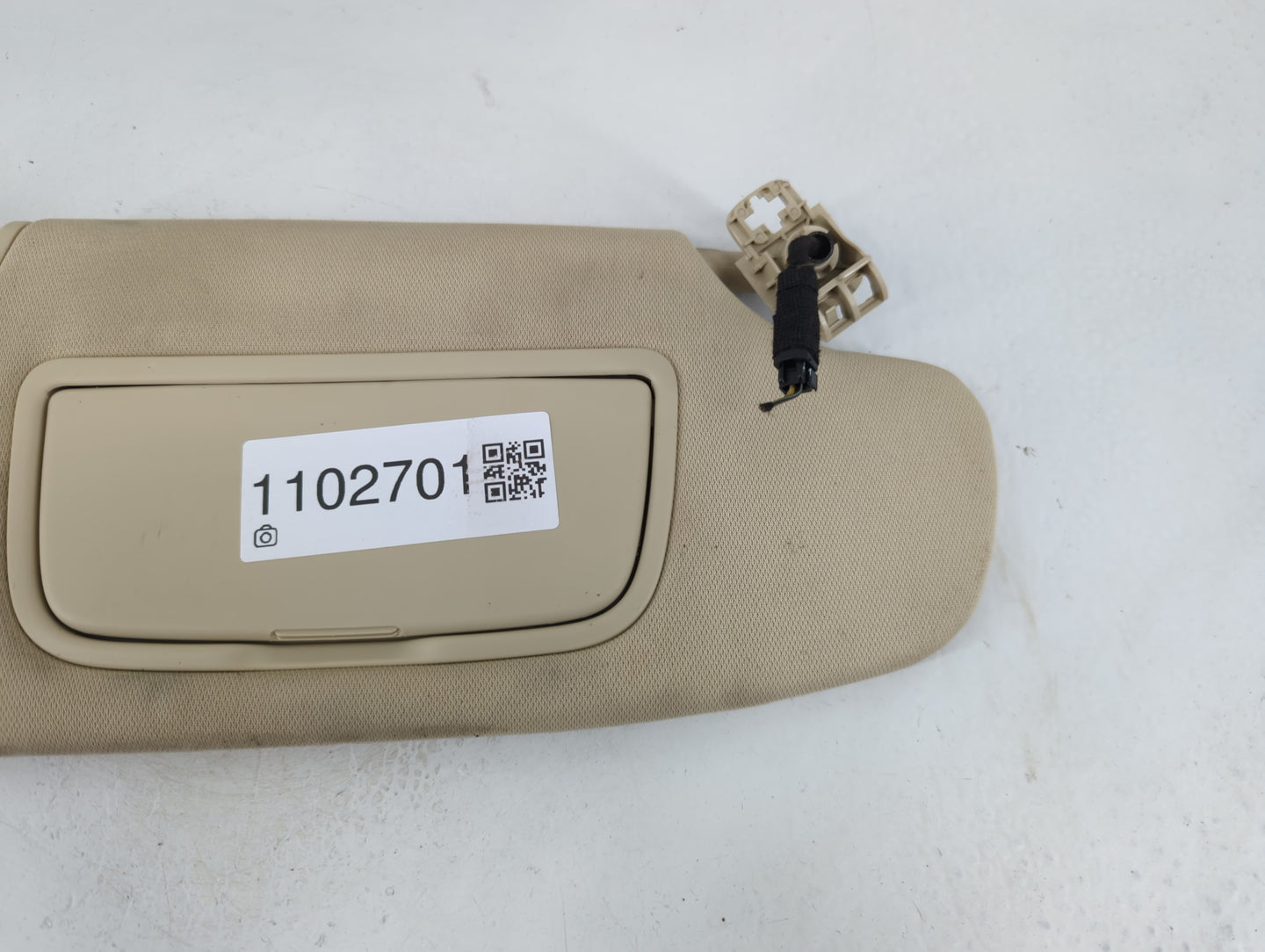 2015-2020 Ford Edge Sun Visor Shade Replacement Passenger Right Mirror Fits Fits 2015 2016 2017 2018 2019 2020 OEM Used Auto