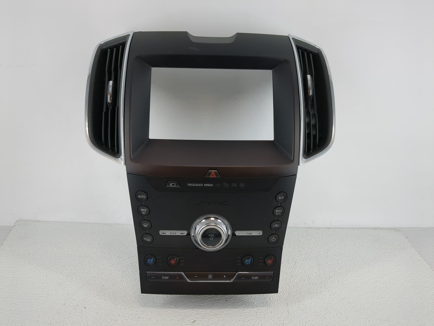 2019-2020 Ford Edge Radio AM FM Cd Player Receiver Replacement P/N:LT4T-18E245-FB Fits Fits 2019 2020 OEM Used Auto Parts - 