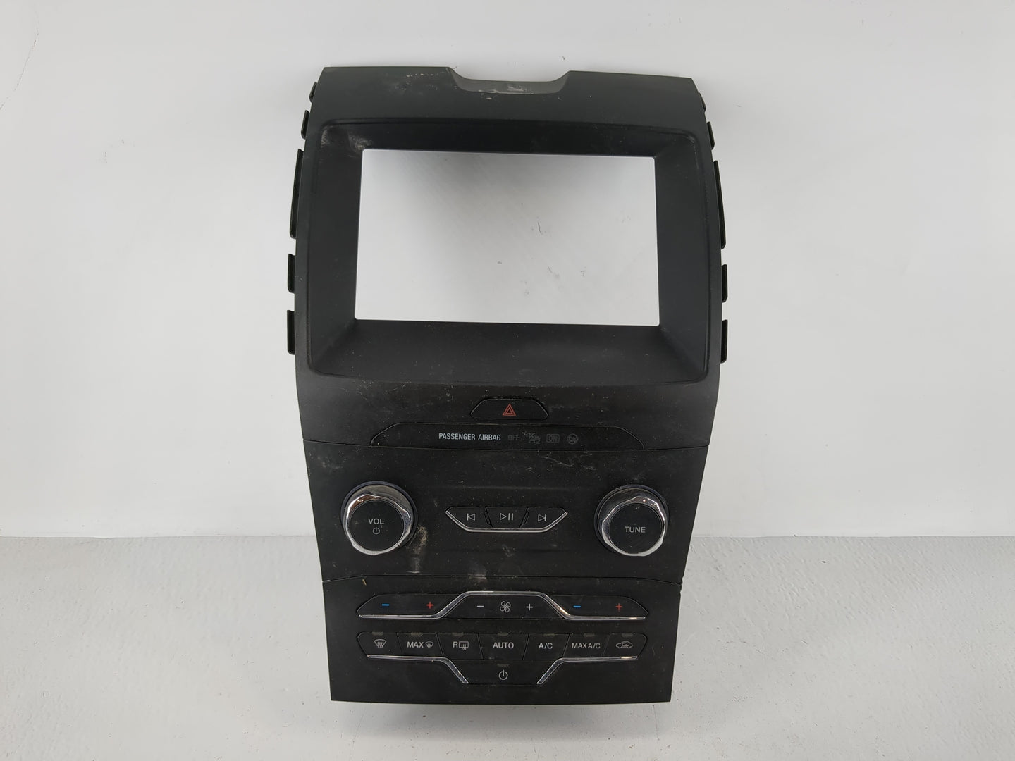2019-2020 Ford Edge Radio AM FM Cd Player Receiver Replacement P/N:LT4T-18E245-HB Fits Fits 2019 2020 OEM Used Auto Parts - 