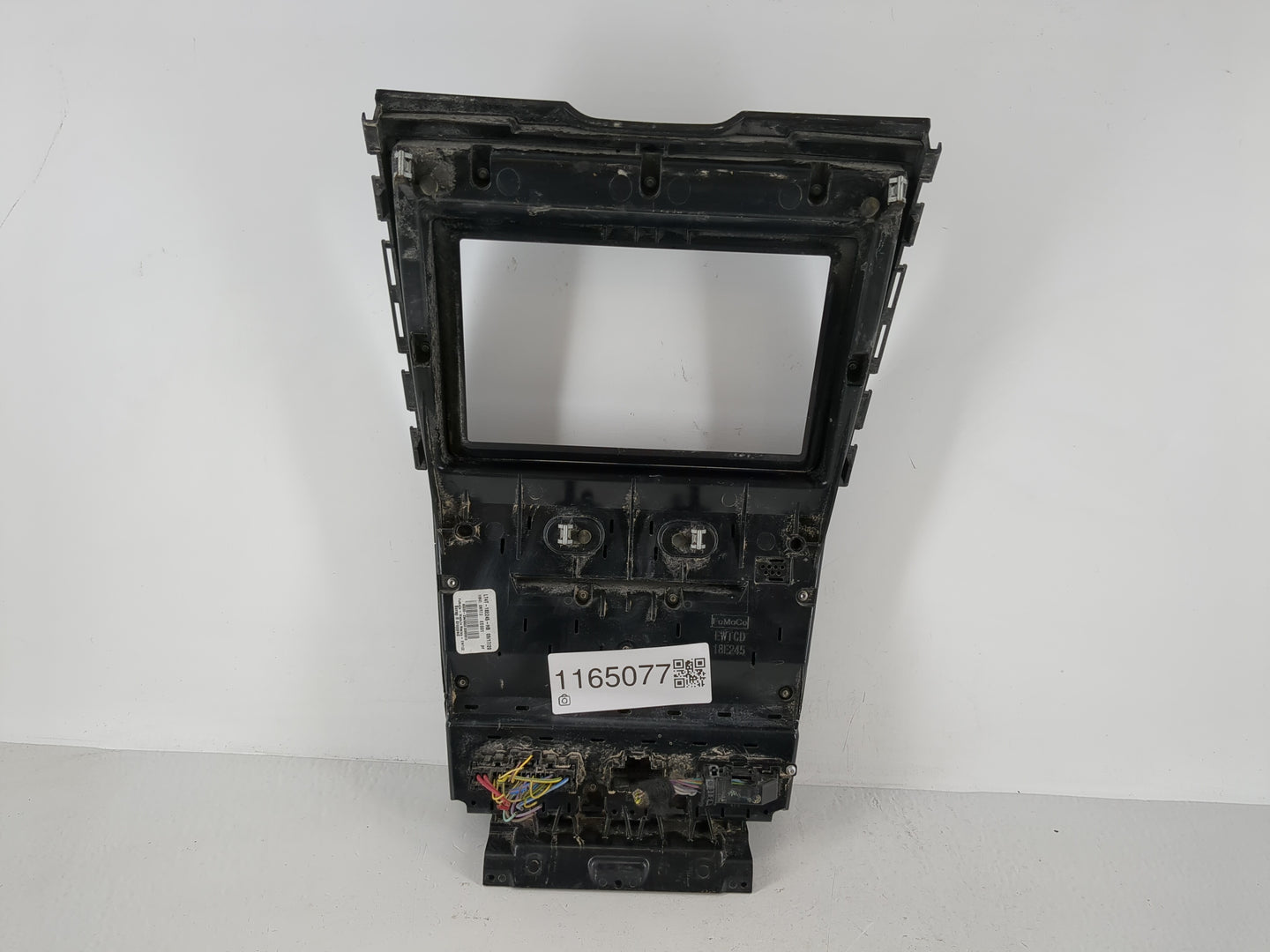 2019-2020 Ford Edge Radio AM FM Cd Player Receiver Replacement P/N:LT4T-18E245-HB Fits Fits 2019 2020 OEM Used Auto Parts - 