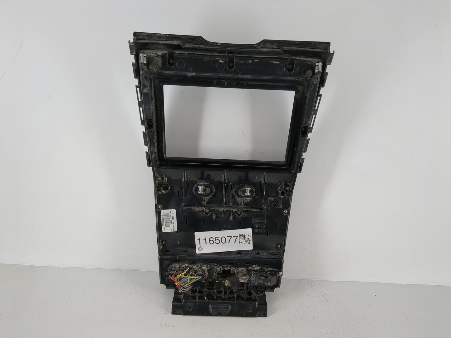 2019-2020 Ford Edge Radio AM FM Cd Player Receiver Replacement P/N:LT4T-18E245-HB Fits Fits 2019 2020 OEM Used Auto Parts - 