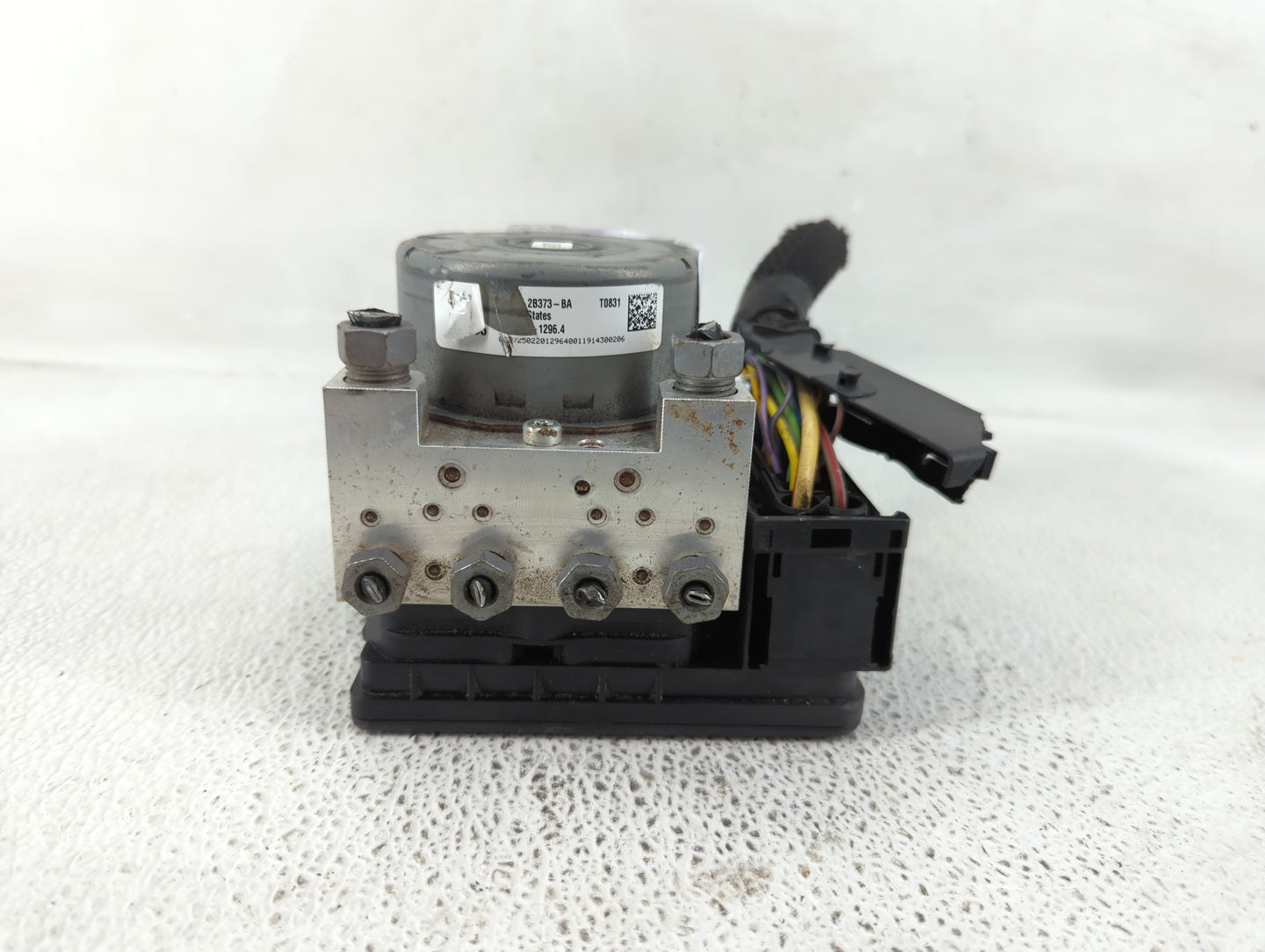 2019-2020 Ford Edge ABS Pump Control Module Replacement P/N:L2GC-2B373-BA Fits Fits 2019 2020 OEM Used Auto Parts - Oemuseda