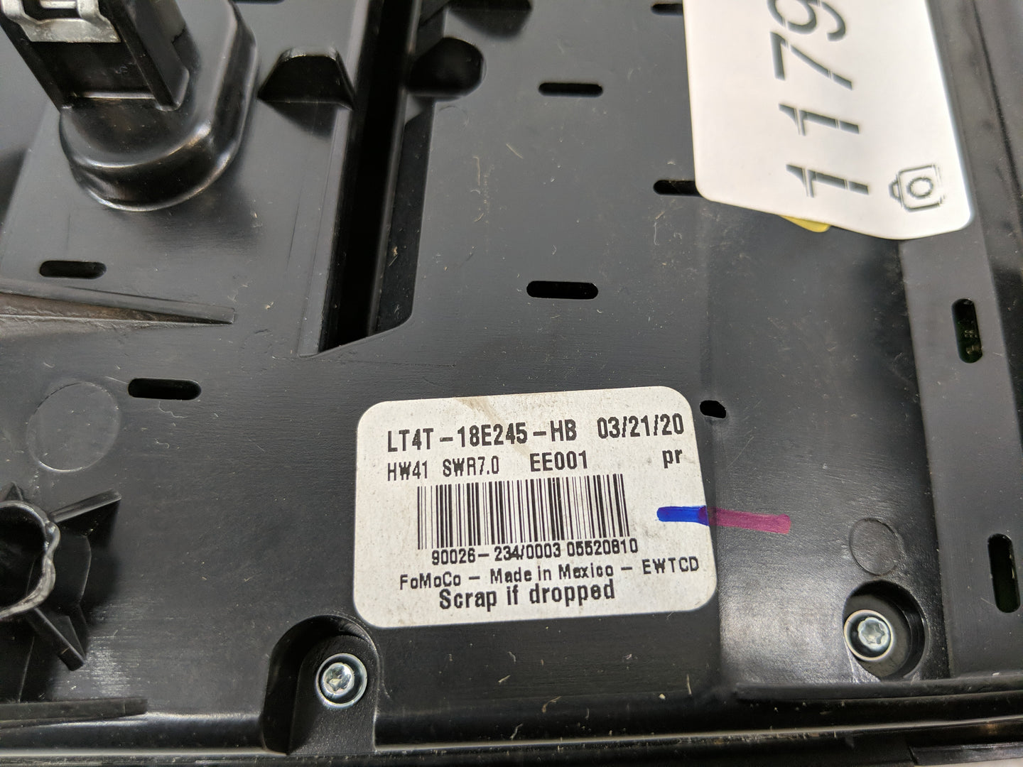 2019-2020 Ford Edge Radio AM FM Cd Player Receiver Replacement P/N:LT4T-18E245-HB Fits Fits 2019 2020 OEM Used Auto Parts - 