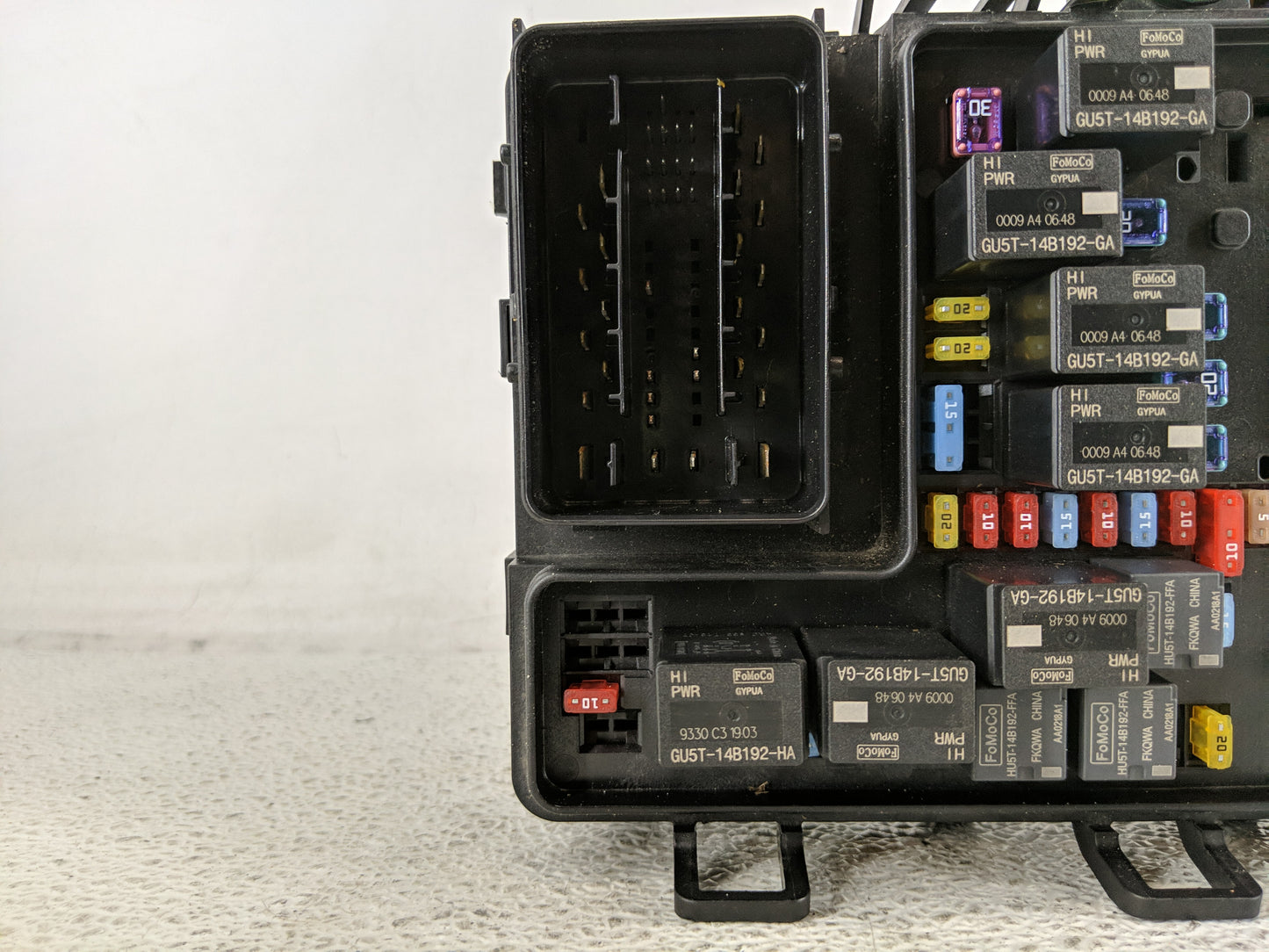 2019-2020 Ford Edge Fusebox Fuse Box Panel Relay Module P/N:K2GT14D068BB Fits Fits 2019 2020 OEM Used Auto Parts - Oemusedau