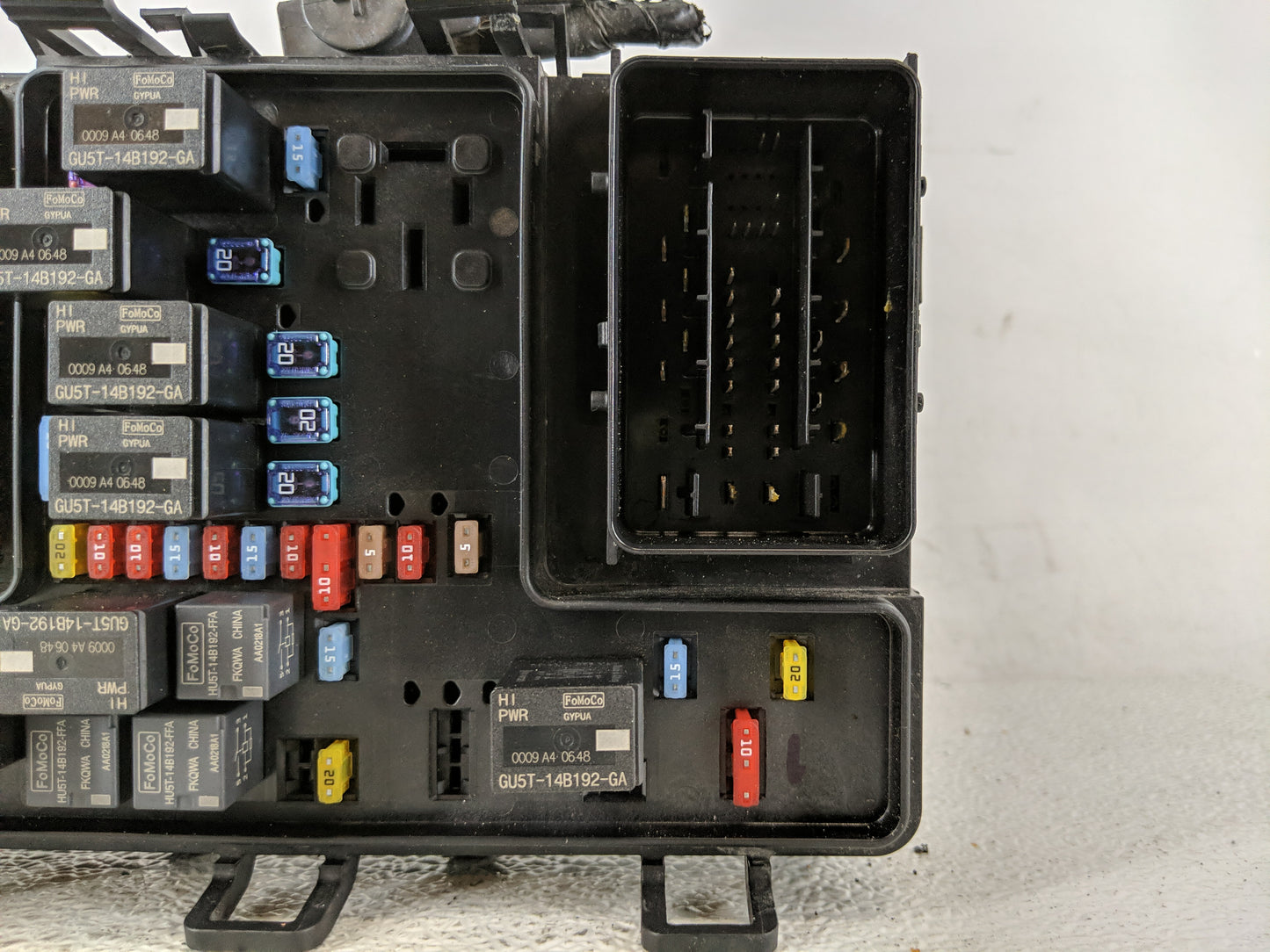 2019-2020 Ford Edge Fusebox Fuse Box Panel Relay Module P/N:K2GT14D068BB Fits Fits 2019 2020 OEM Used Auto Parts - Oemusedau