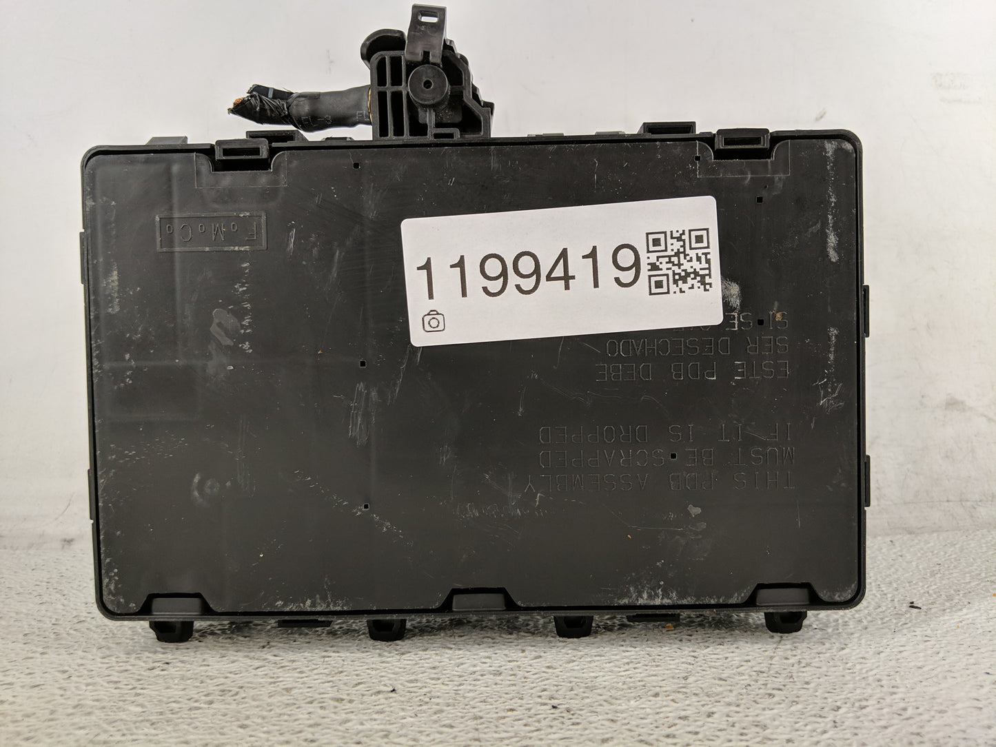 2019-2020 Ford Edge Fusebox Fuse Box Panel Relay Module P/N:K2GT14D068BB Fits Fits 2019 2020 OEM Used Auto Parts - Oemusedau