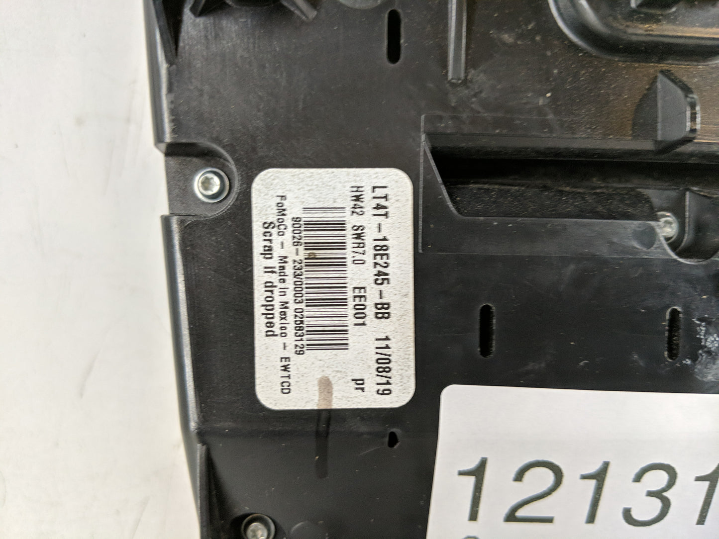 2019-2020 Ford Edge Radio Control Panel - Oemusedautoparts1.com
