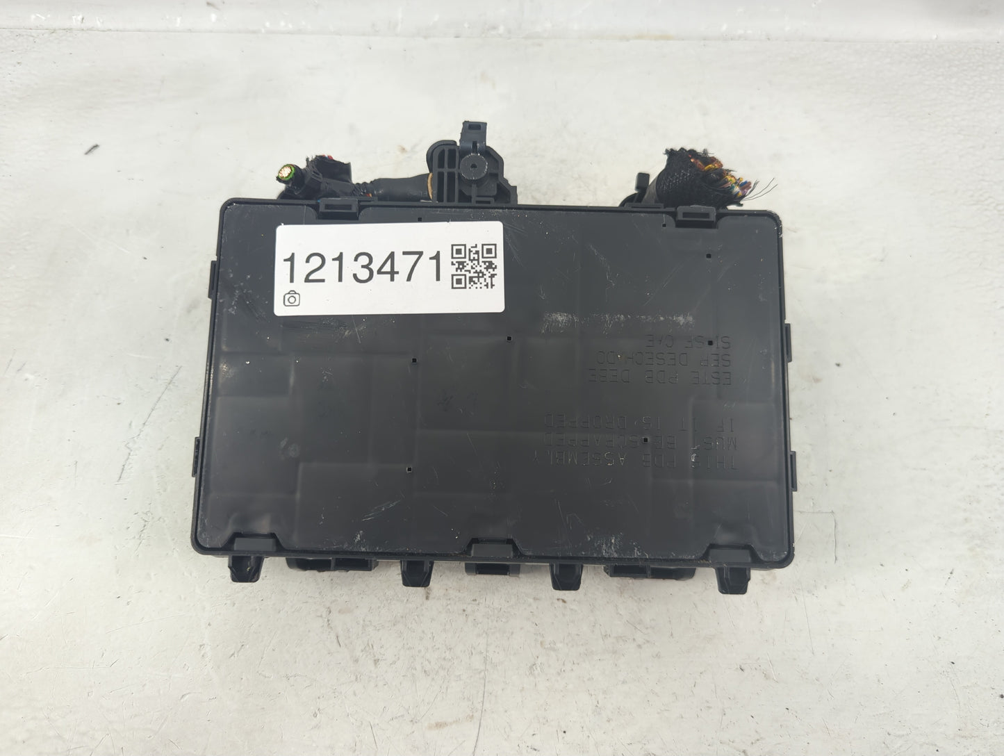 2019-2020 Ford Edge Fusebox Fuse Box Panel Relay Module P/N:G2GT14A075AA Fits Fits 2019 2020 OEM Used Auto Parts - Oemusedau