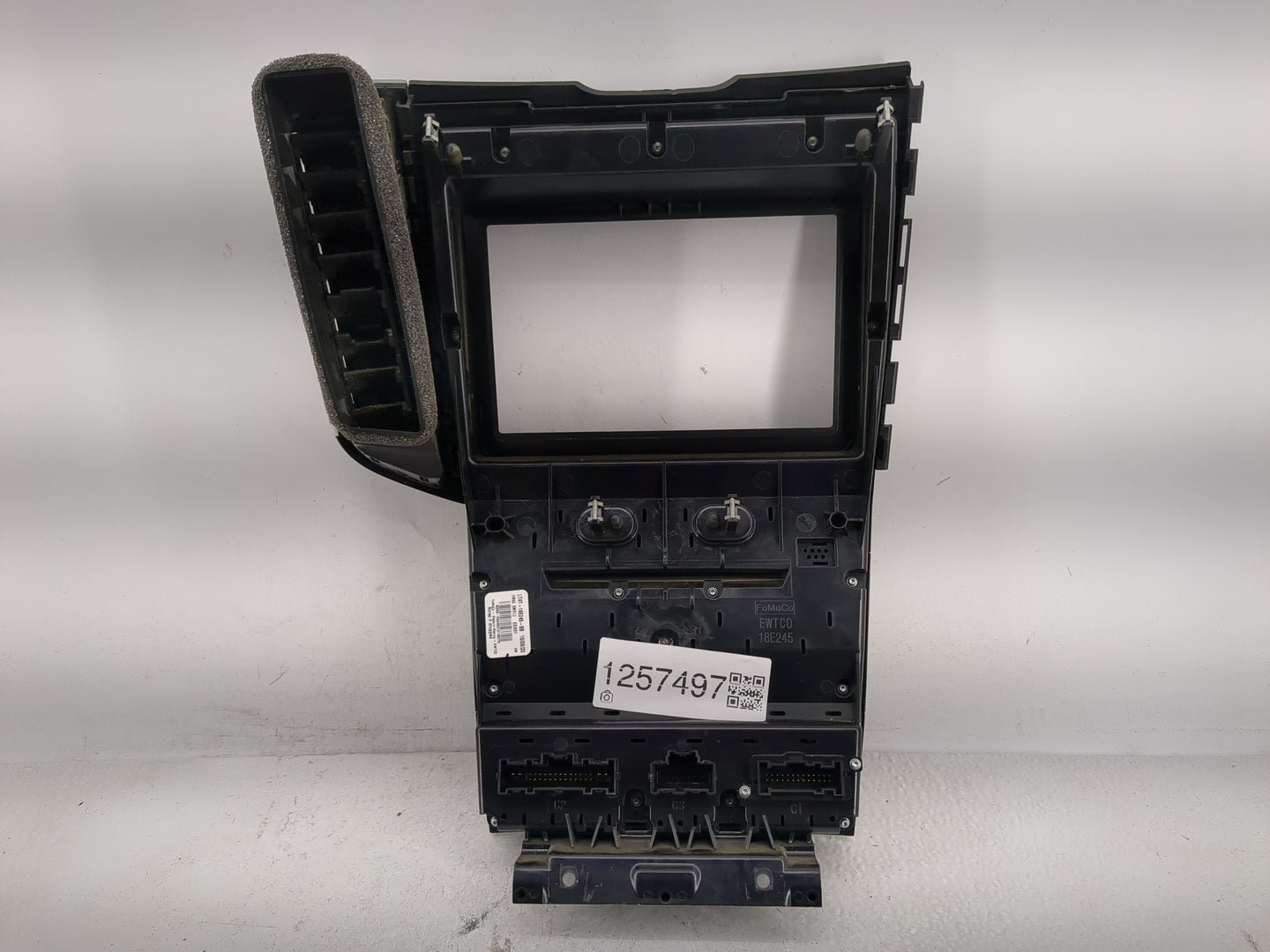 2019-2020 Ford Edge Radio Control Panel - Oemusedautoparts1.com