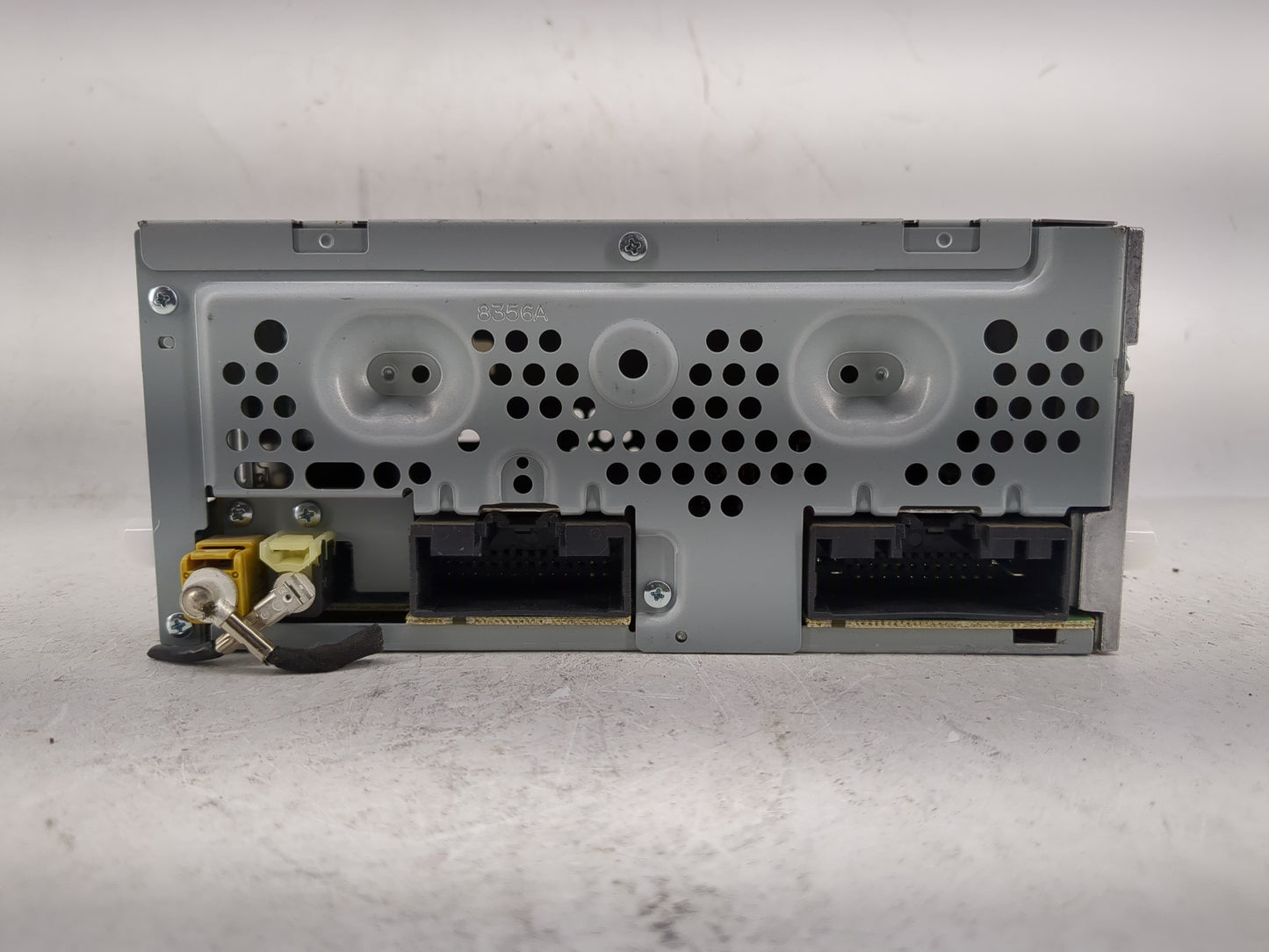 2020 Ford Edge Radio AM FM Cd Player Receiver Replacement P/N:LT4T-18D818-BC Fits OEM Used Auto Parts - Oemusedautoparts1.co
