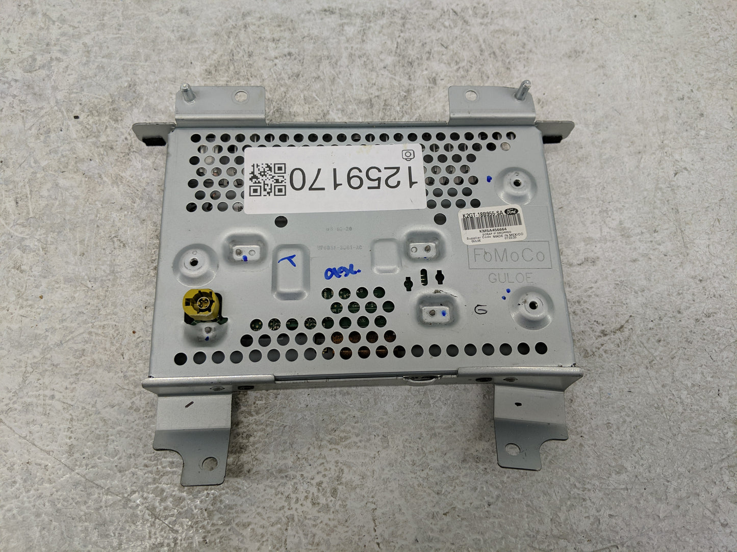 2019-2020 Ford Edge Information Display Screen - Oemusedautoparts1.com