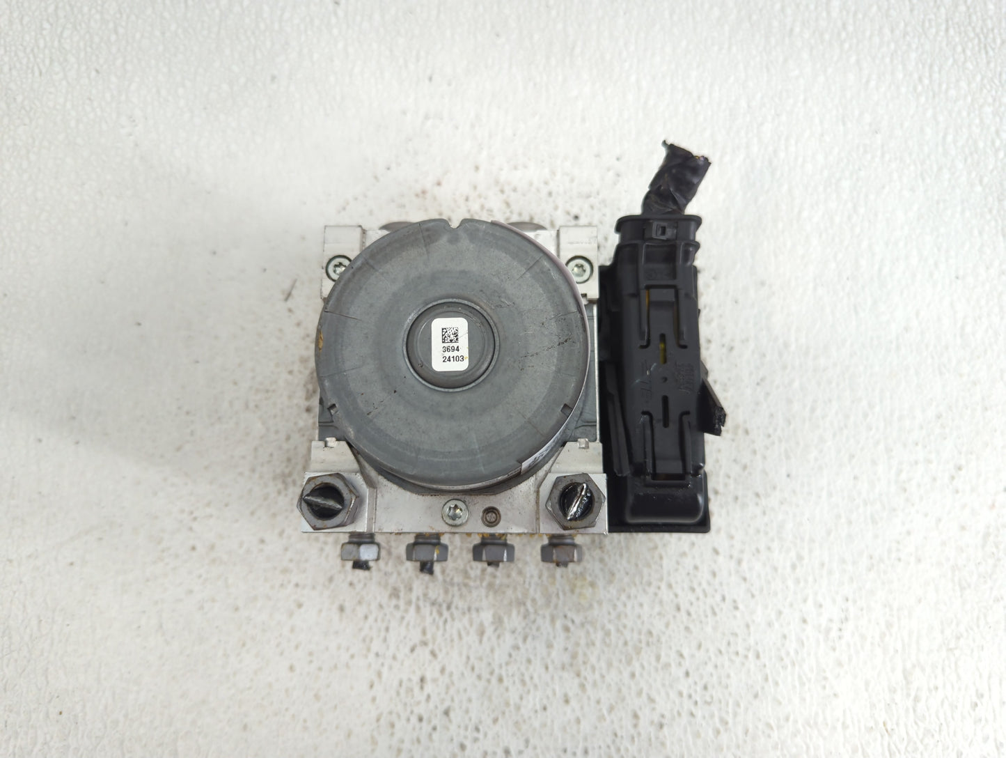 2020 Ford Edge ABS Pump Control Module Replacement P/N:L2GC-2B373-BB Fits OEM Used Auto Parts - Oemusedautoparts1.com