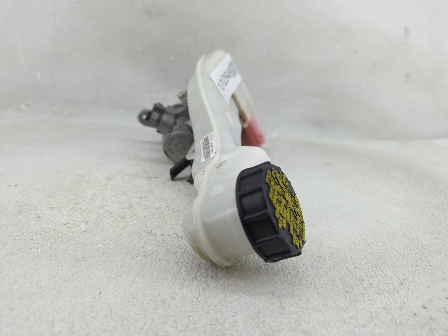 2015-2020 Ford Edge Brake Master Cylinder - Oemusedautoparts1.com