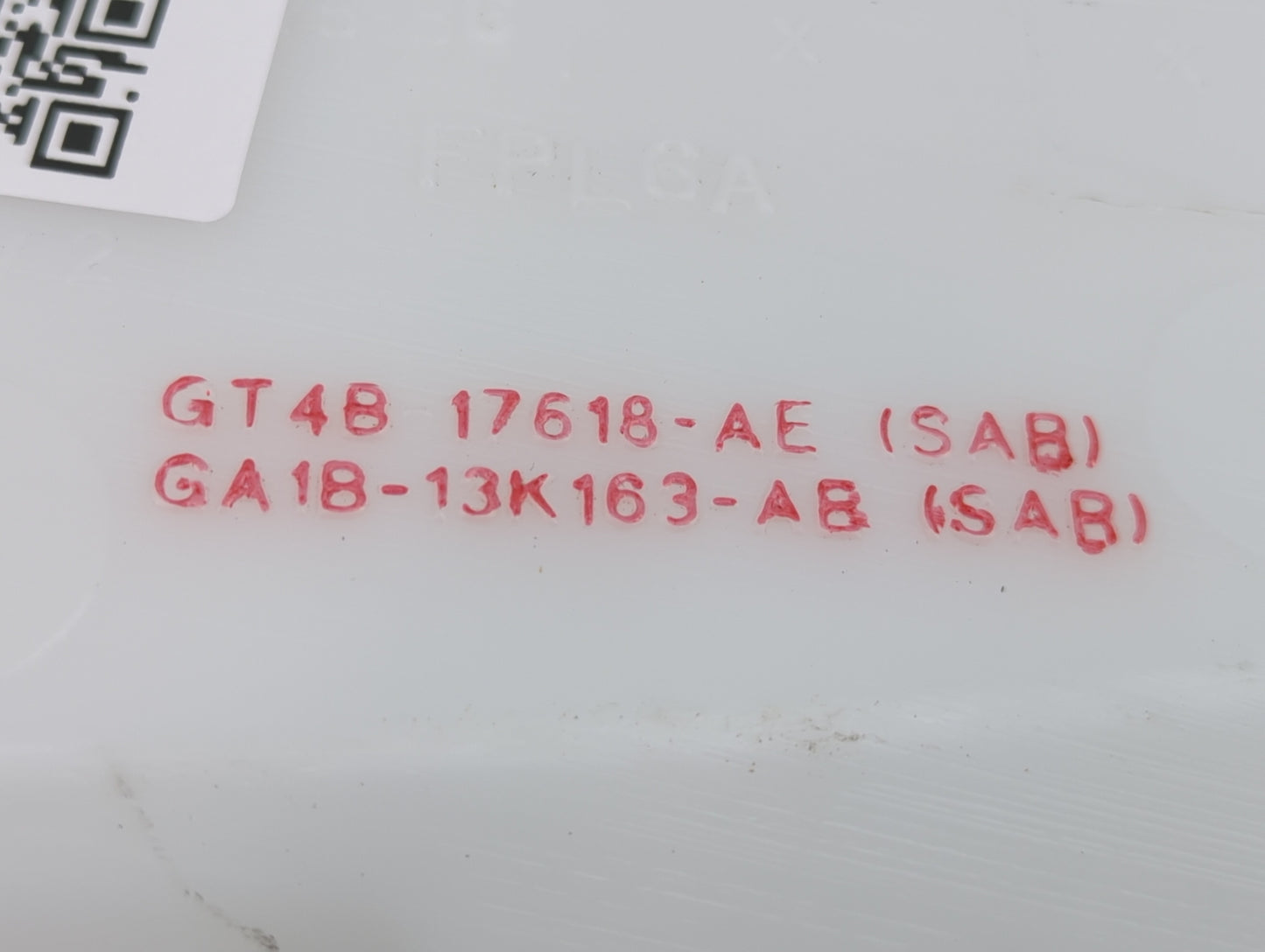 2016-2020 Ford Edge Windshield Washer Fluid Reservoir Bottle Oem - Oemusedautoparts1.com
