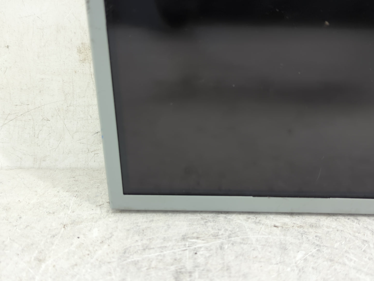 2019-2020 Ford Edge Information Display Screen - Oemusedautoparts1.com