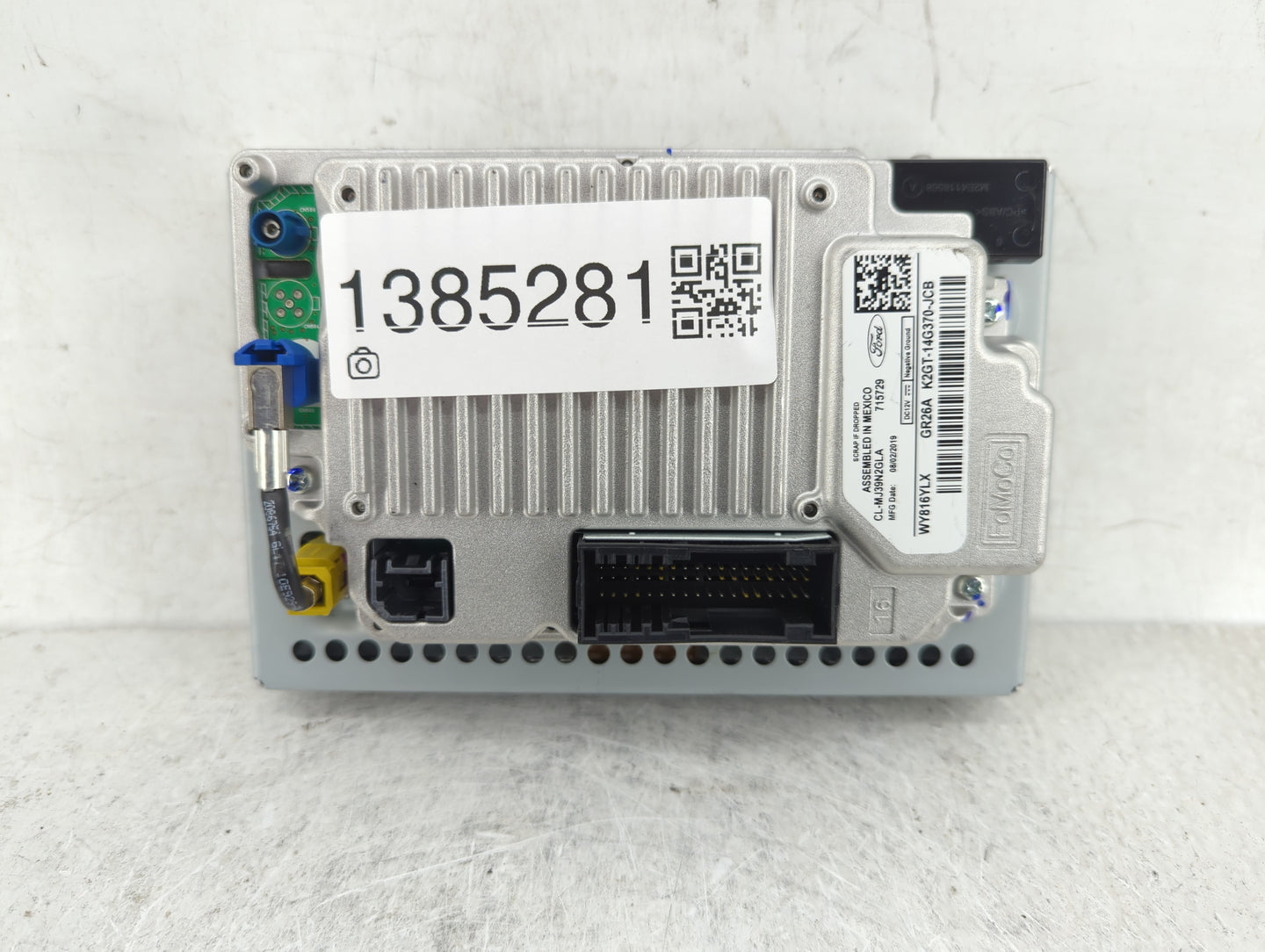 2019-2020 Ford Edge Information Display Screen - Oemusedautoparts1.com