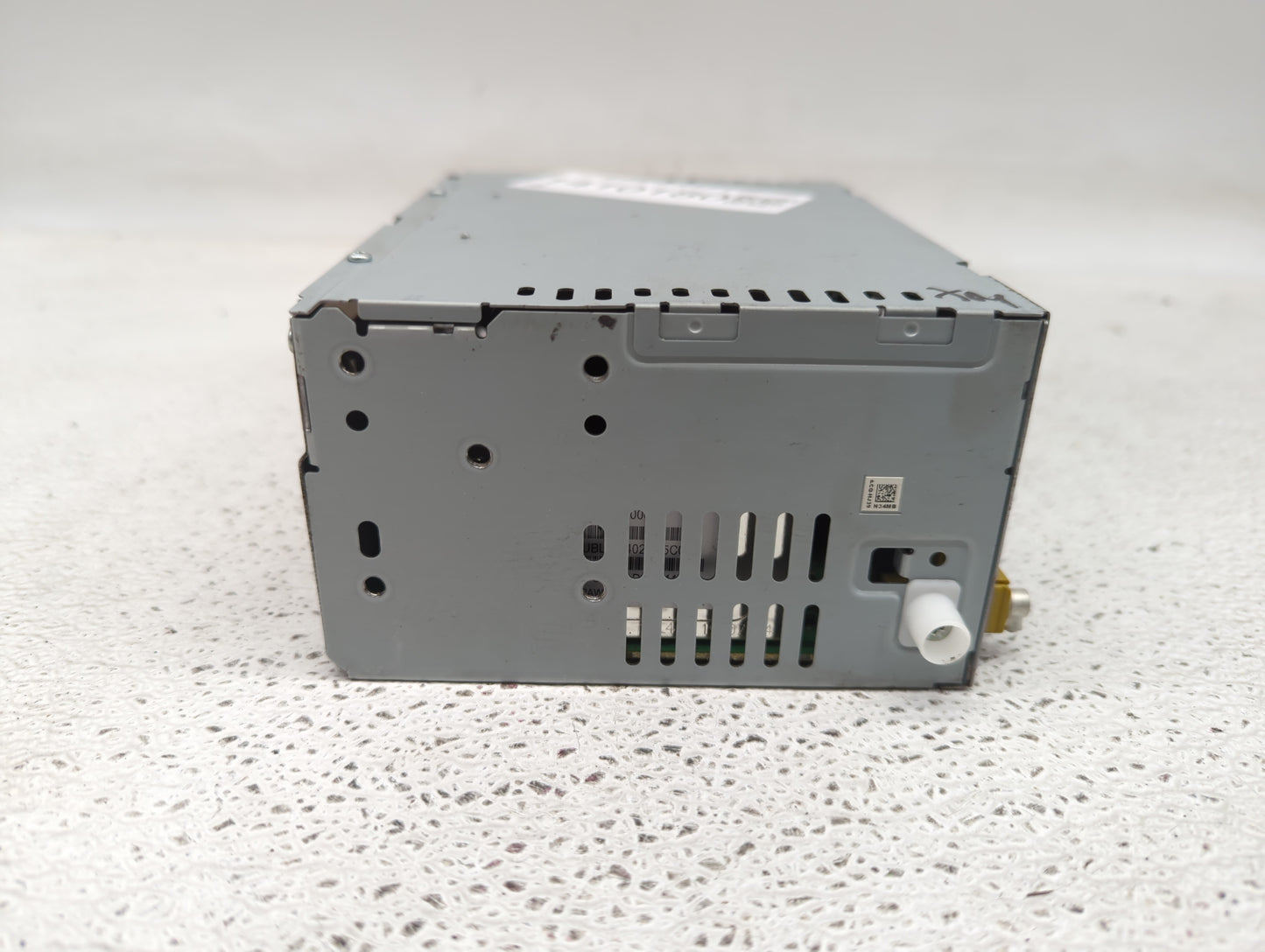 2020 Ford Edge Radio AM FM Cd Player Receiver Replacement P/N:LT4T-18D818-BC Fits OEM Used Auto Parts - Oemusedautoparts1.co