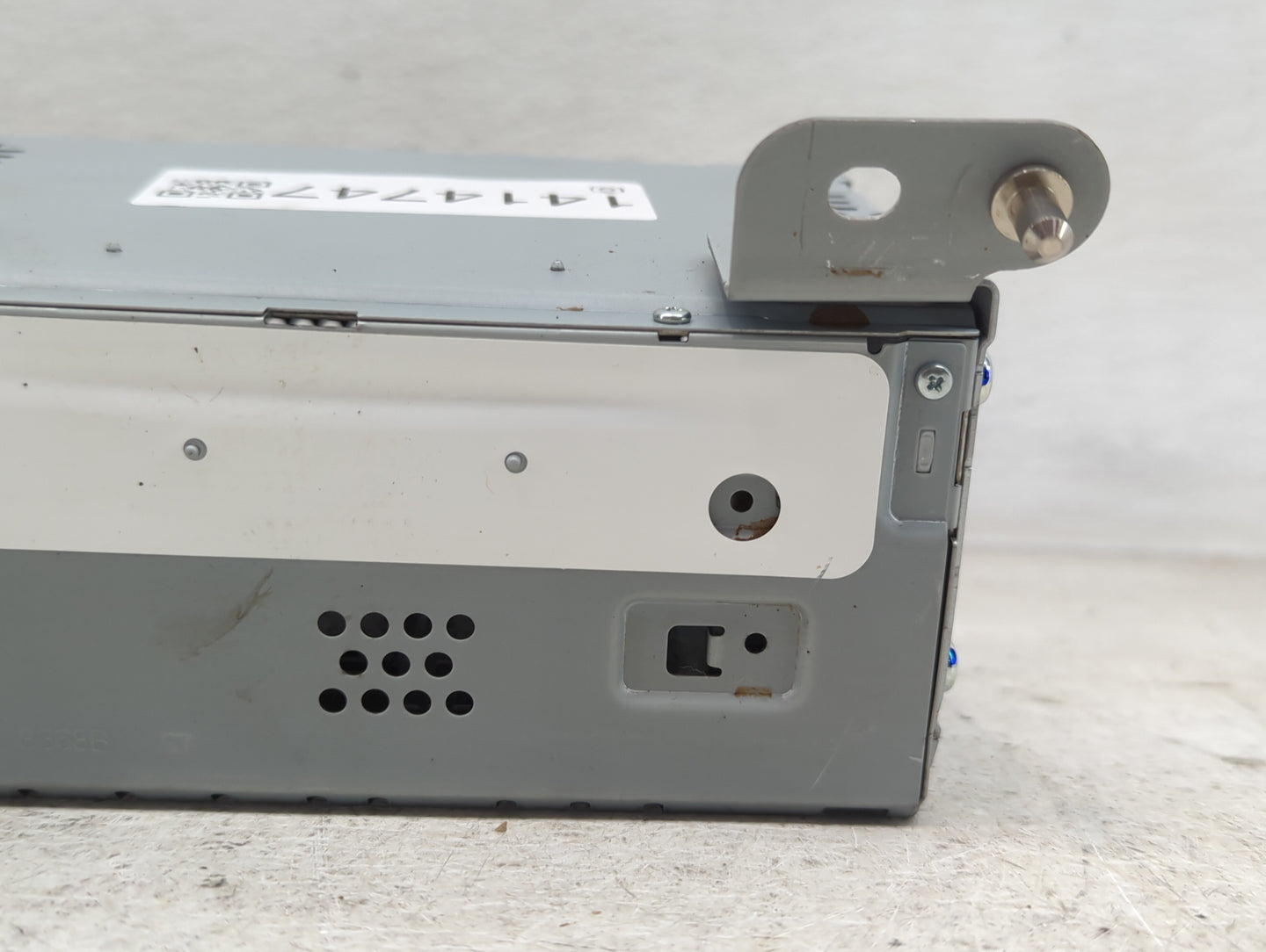 2020 Ford Edge Radio AM FM Cd Player Receiver Replacement P/N:LT4T-18D818-BC Fits OEM Used Auto Parts - Oemusedautoparts1.co