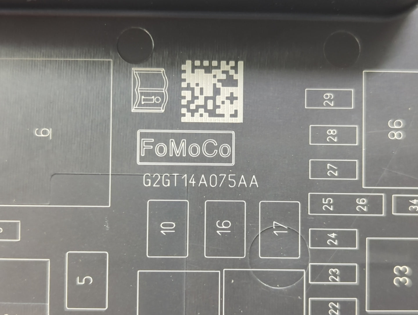2019-2020 Ford Edge Fusebox Fuse Box Panel Relay Module P/N:G2GT14A075AA Fits Fits 2019 2020 OEM Used Auto Parts - Oemusedau