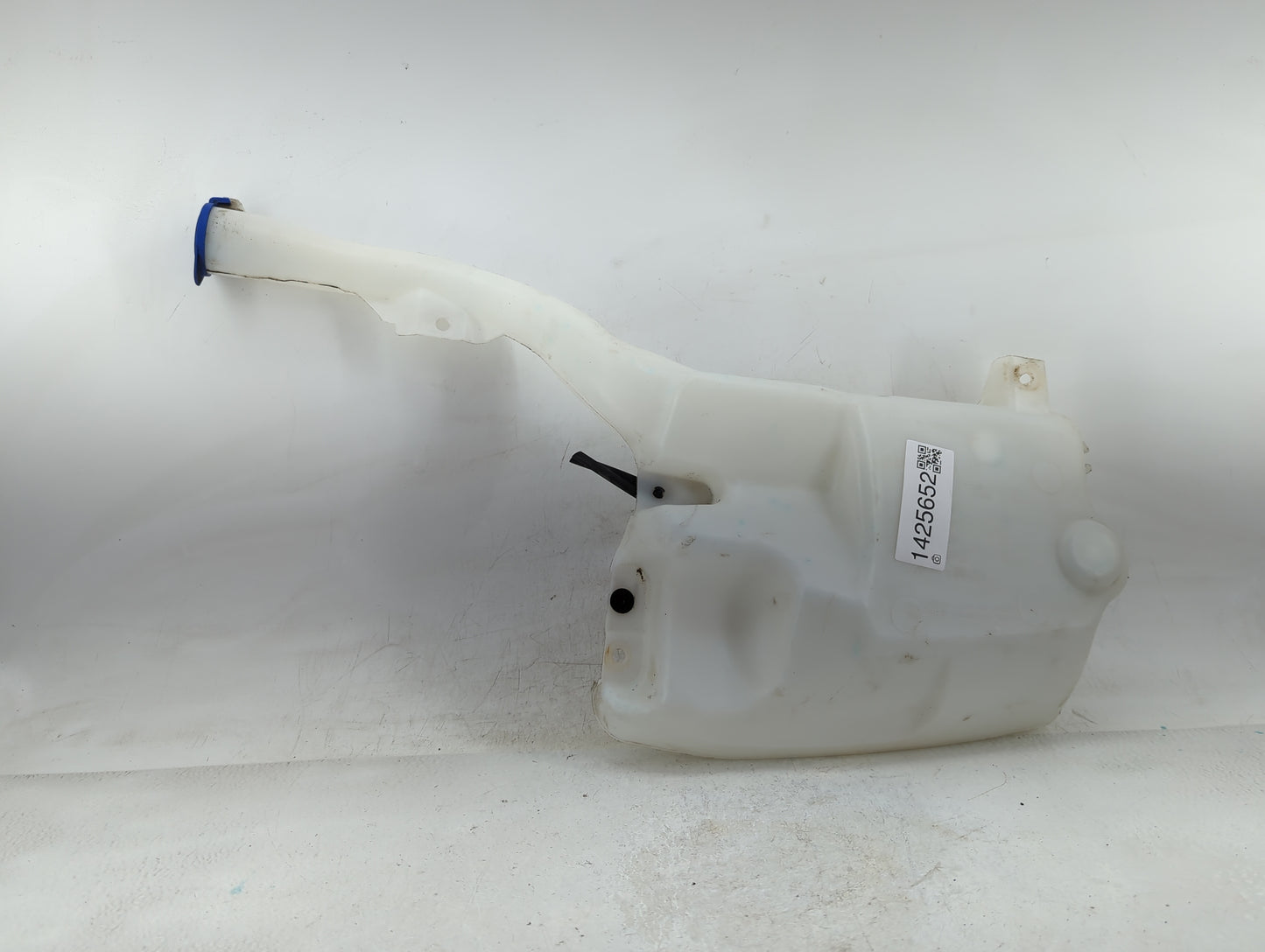 2016-2020 Ford Edge Windshield Washer Fluid Reservoir Bottle Oem - Oemusedautoparts1.com